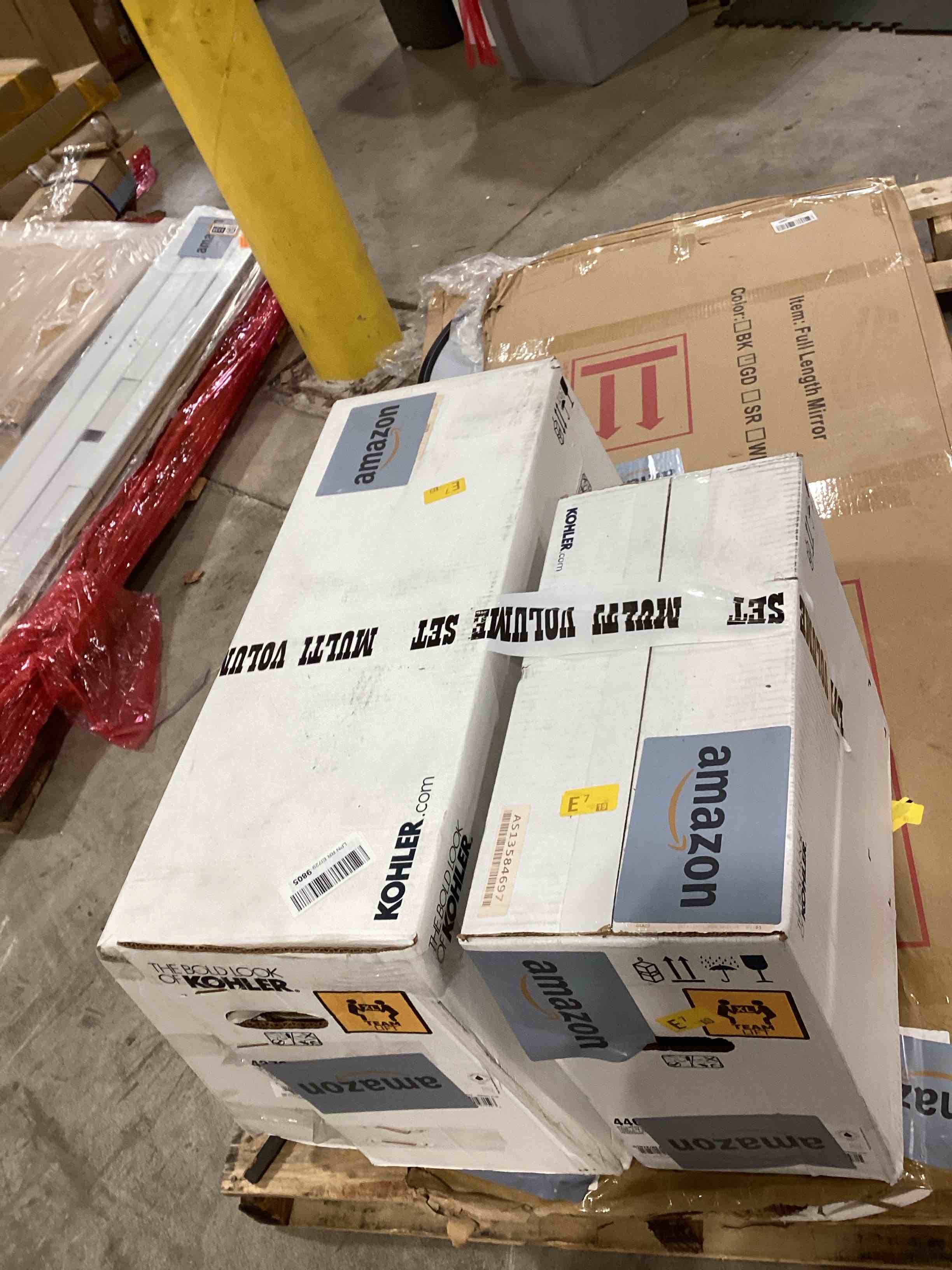 https://s3.amazonaws.com/lotting-images-prod/bidfta/GRA1578853_1750424345606.jpeg