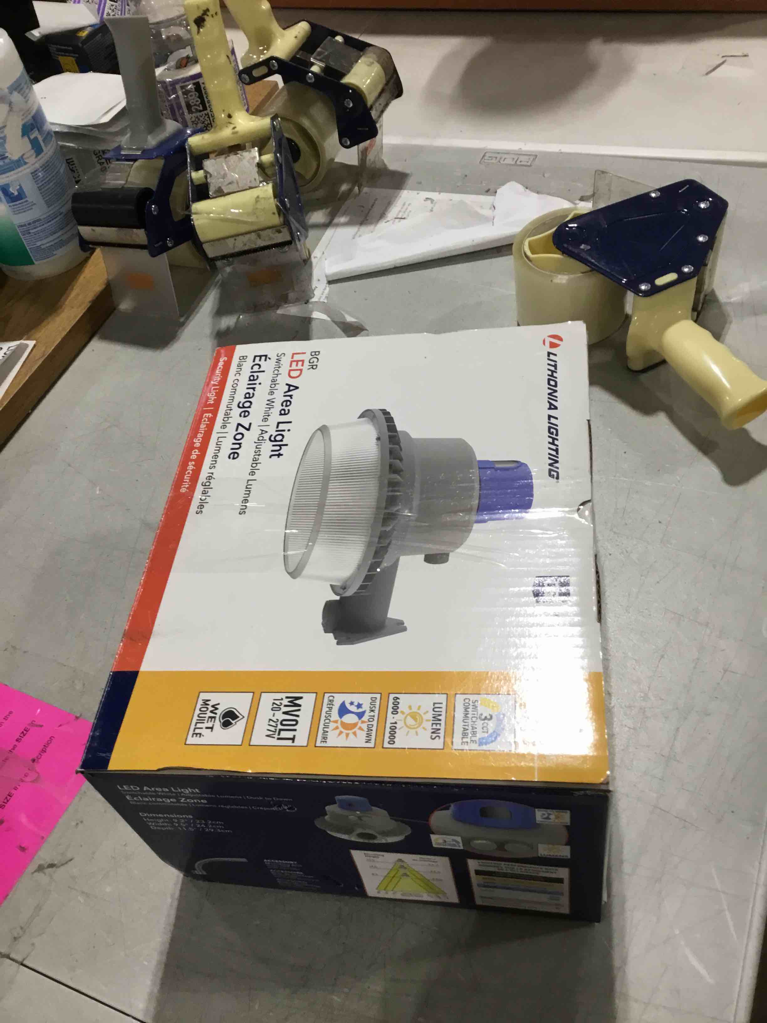 https://s3.amazonaws.com/lotting-images-prod/bidfta/GRA1579307_1736186451206.jpeg