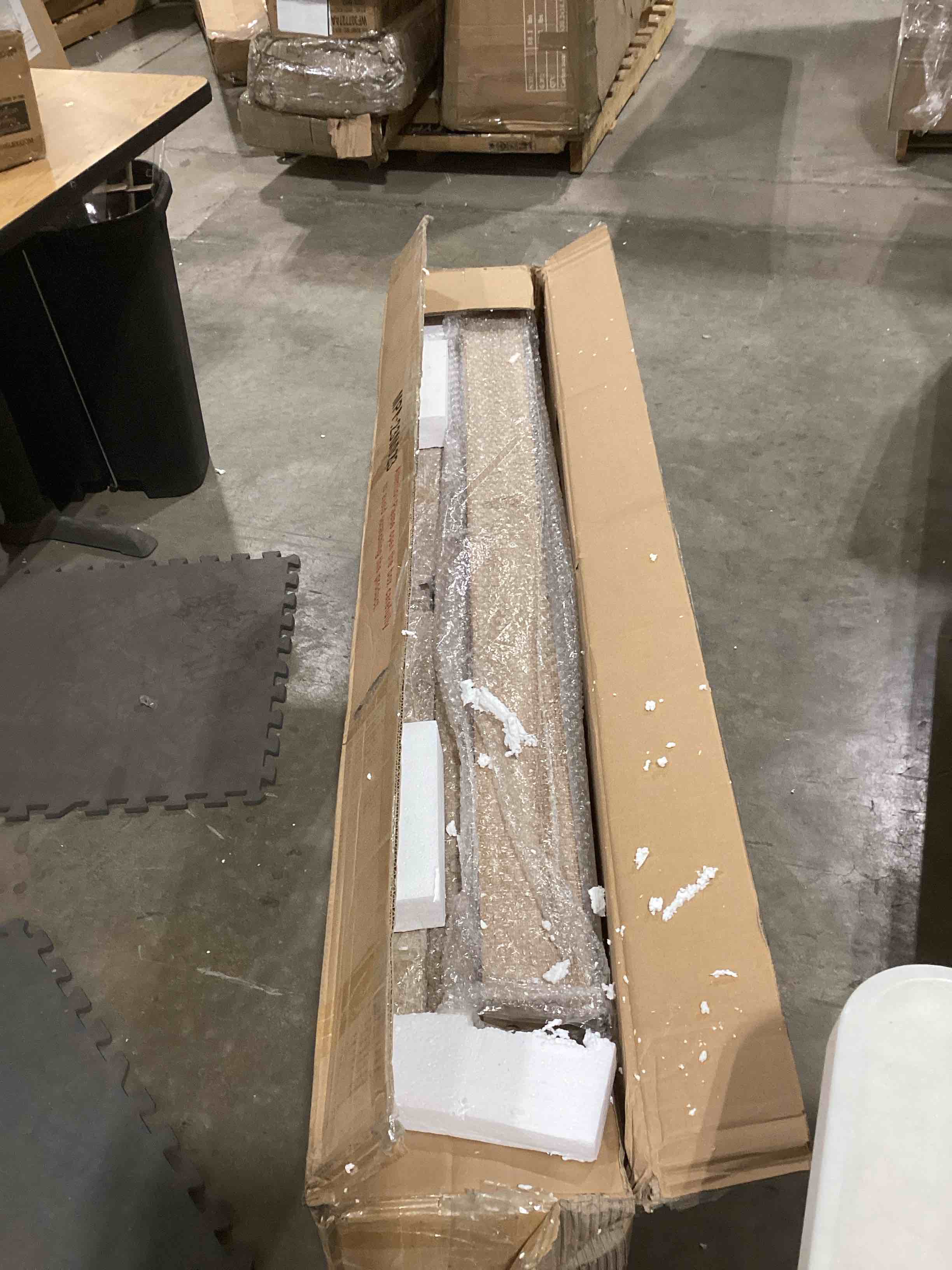 https://s3.amazonaws.com/lotting-images-prod/bidfta/GRA1579358_1736264561062.jpeg