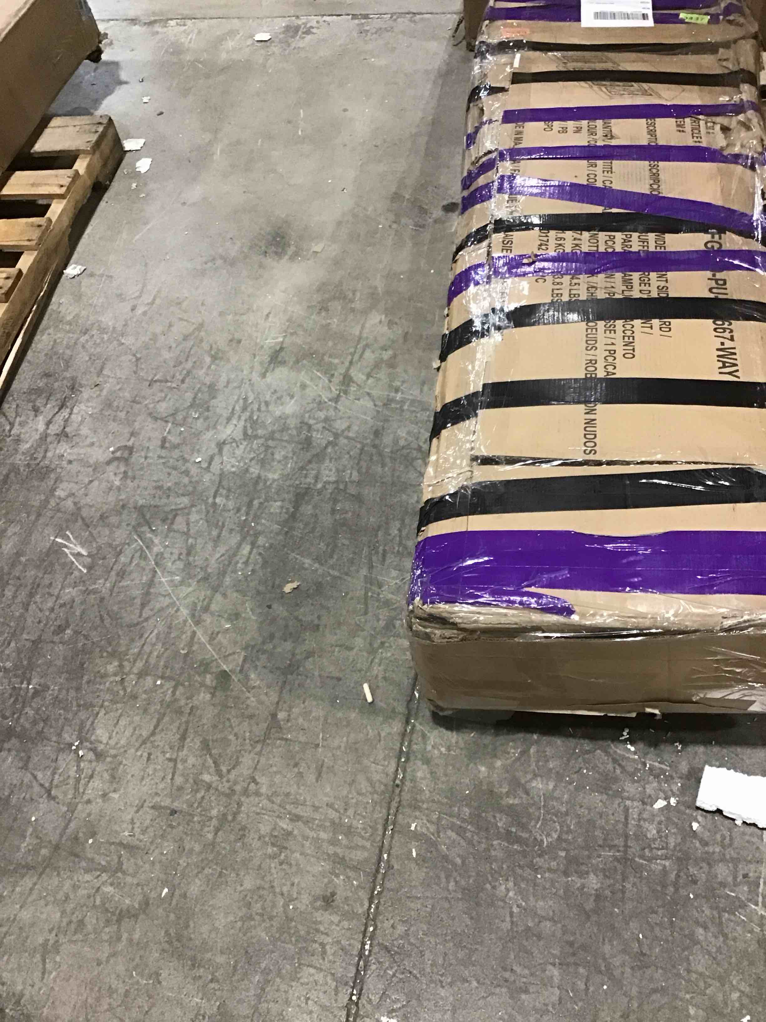 https://s3.amazonaws.com/lotting-images-prod/bidfta/GRA1580135_1736963665936.jpeg