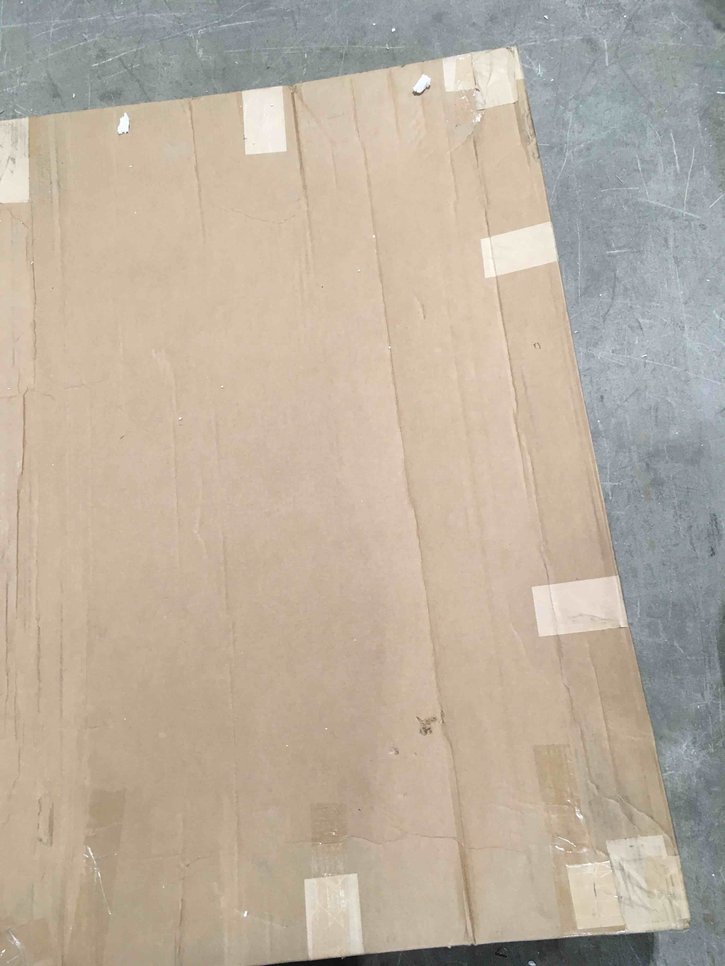 https://s3.amazonaws.com/lotting-images-prod/bidfta/GRA1580708_1739565895635.jpeg