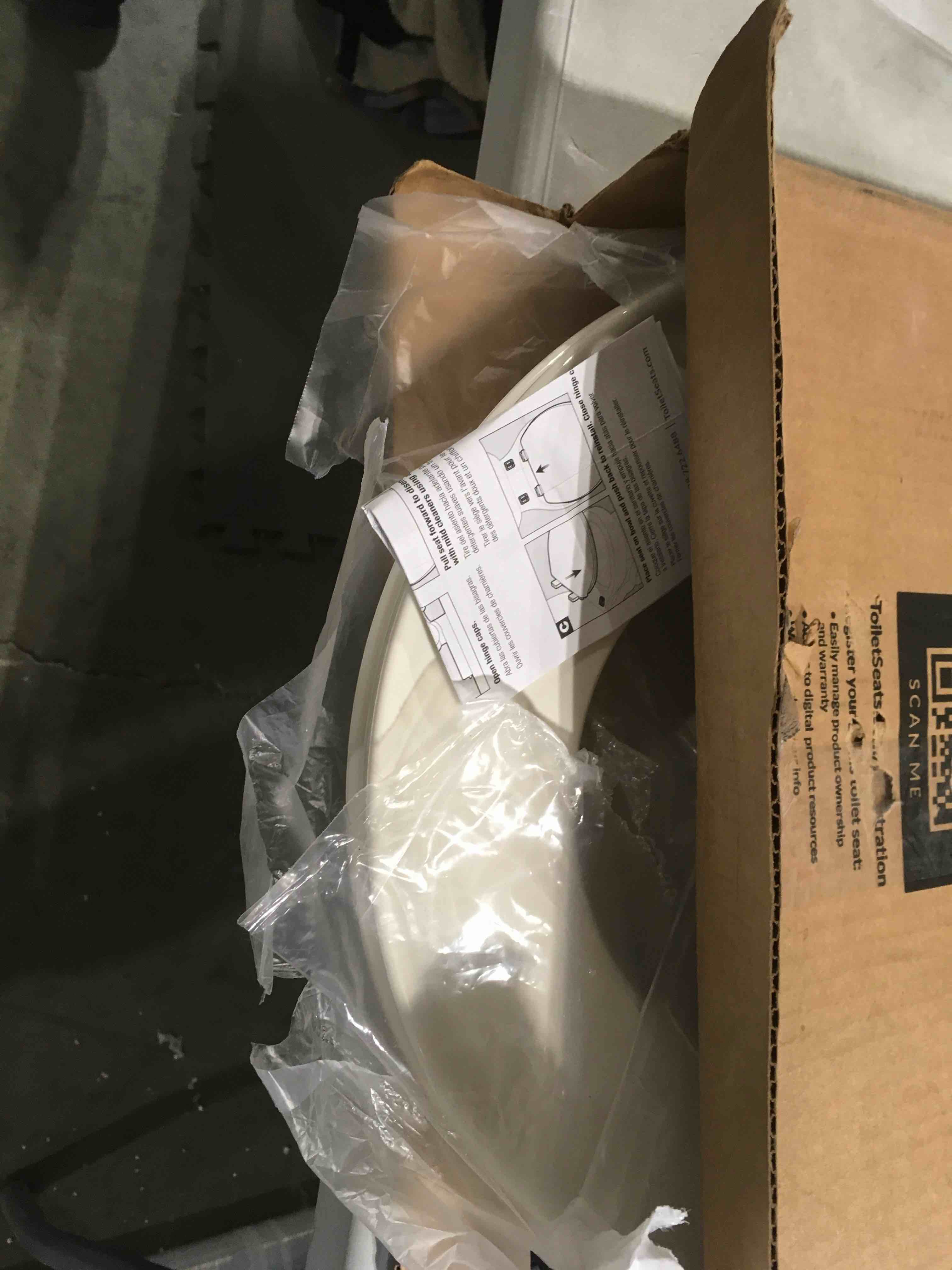 https://s3.amazonaws.com/lotting-images-prod/bidfta/GRA1582610_1739306400010.jpeg