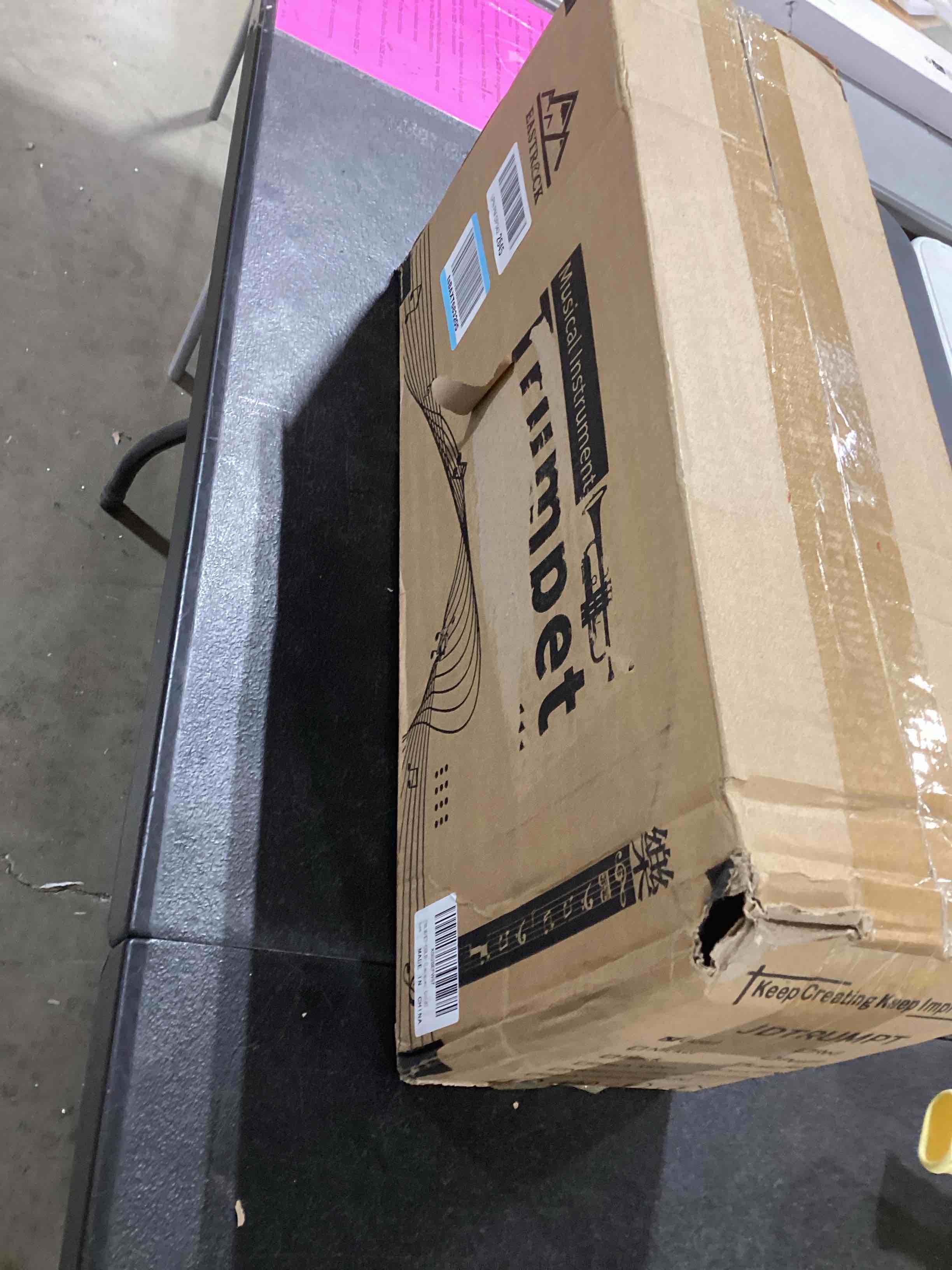 https://s3.amazonaws.com/lotting-images-prod/bidfta/GRA1583093_1739477469456.jpeg