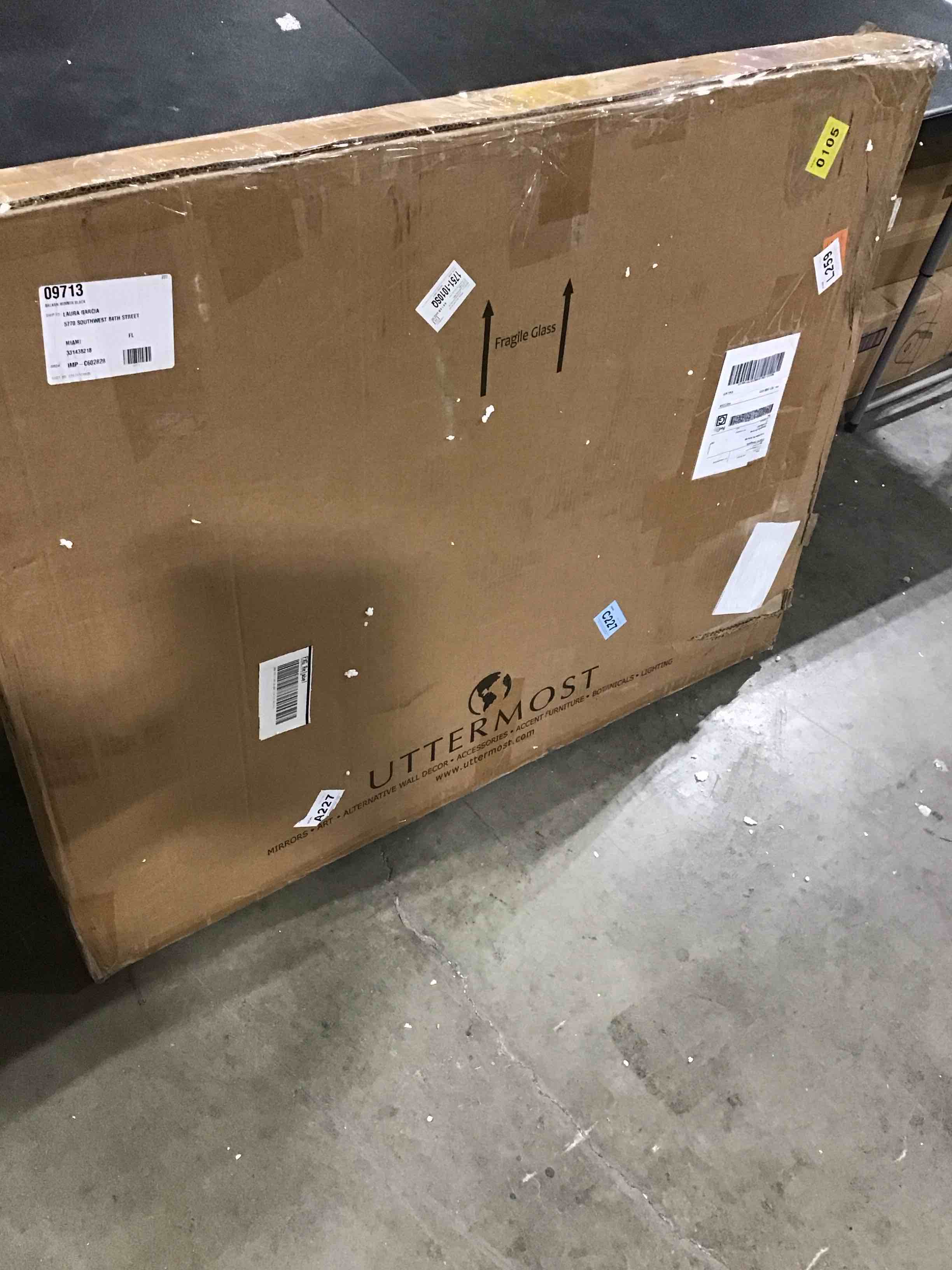 https://s3.amazonaws.com/lotting-images-prod/bidfta/GRA1583178_1739562912681.jpeg