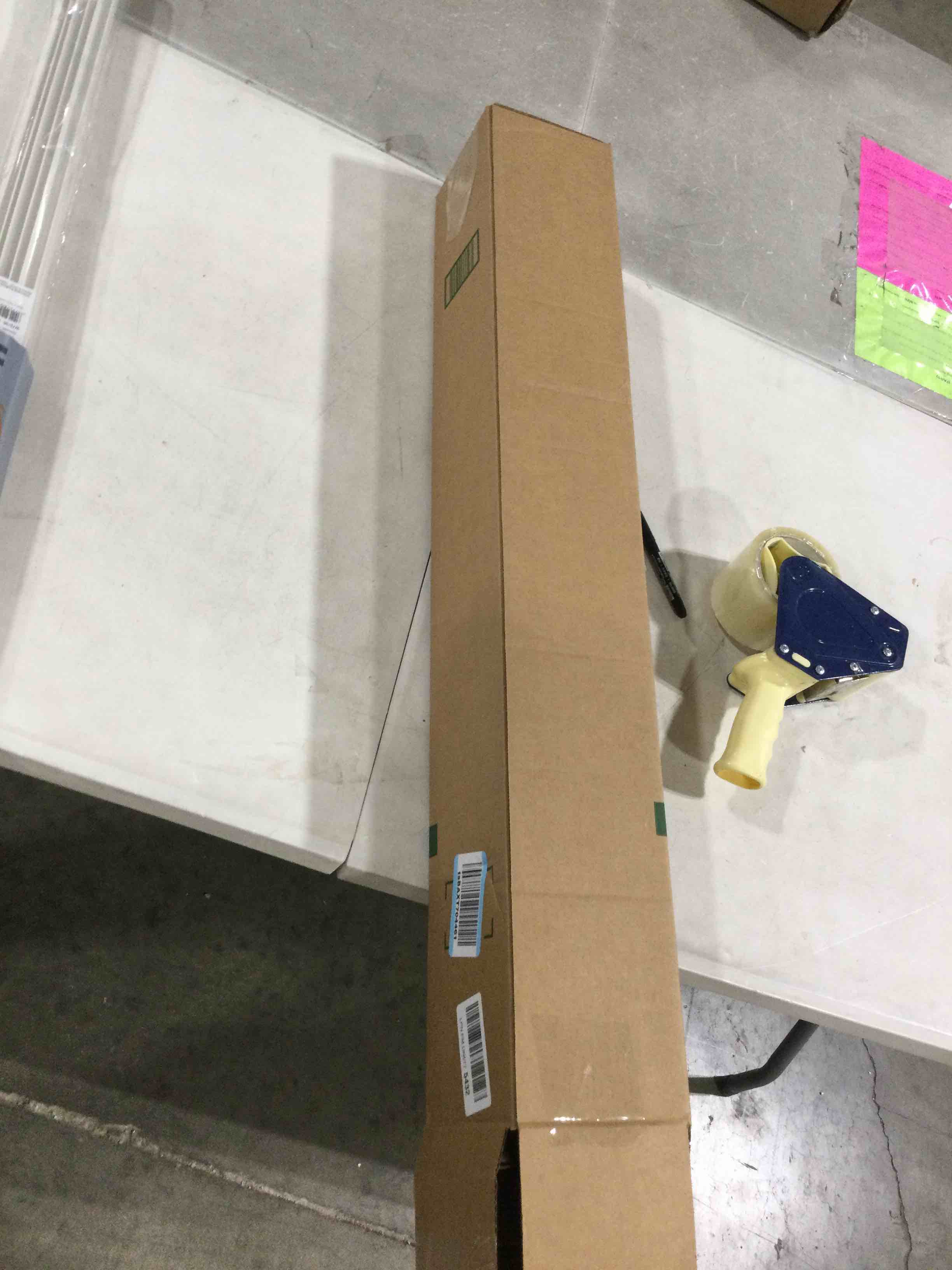 https://s3.amazonaws.com/lotting-images-prod/bidfta/GRA1583236_1739797584620.jpeg