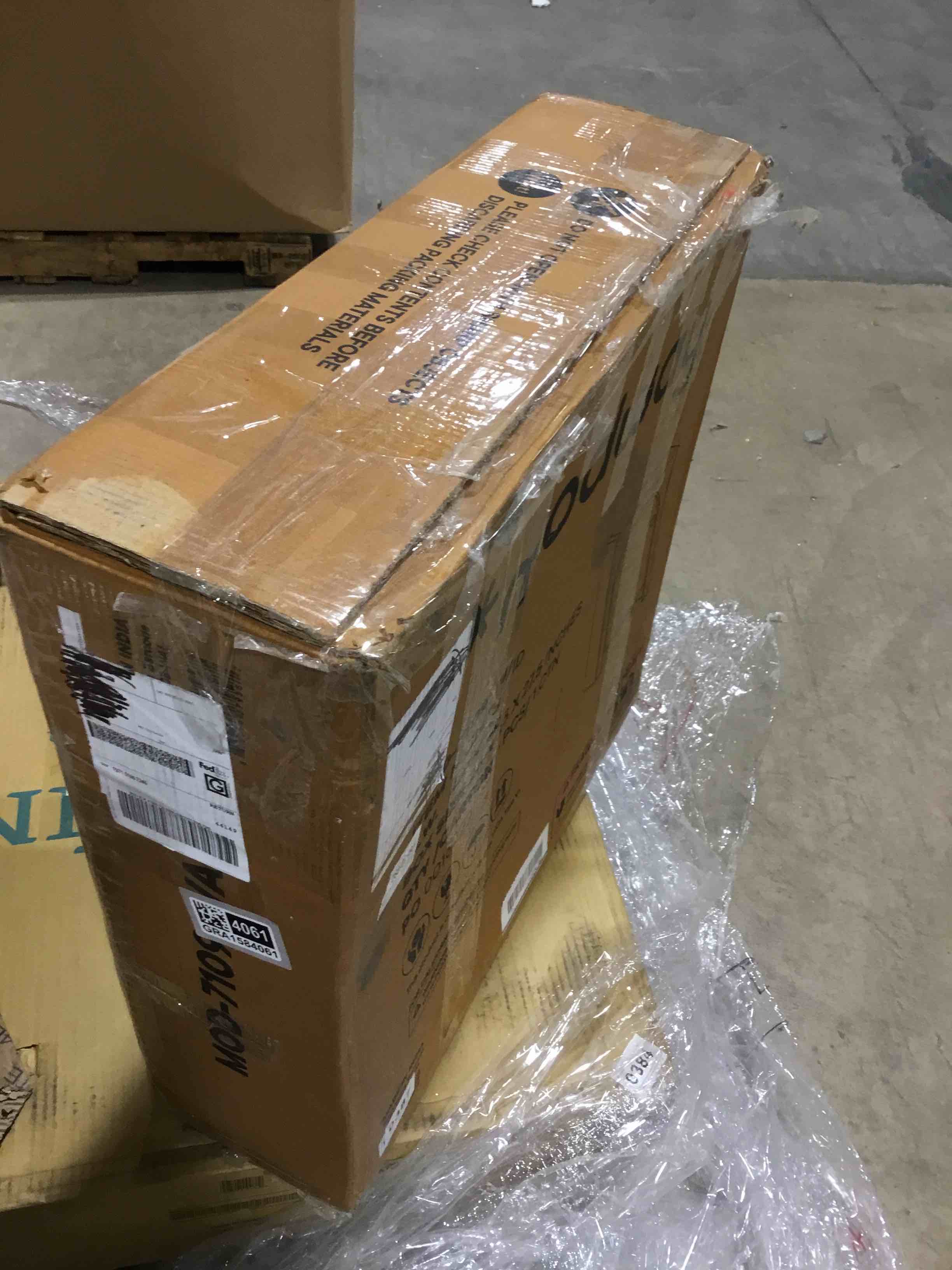 https://s3.amazonaws.com/lotting-images-prod/bidfta/GRA1584061_1740075481527.jpeg