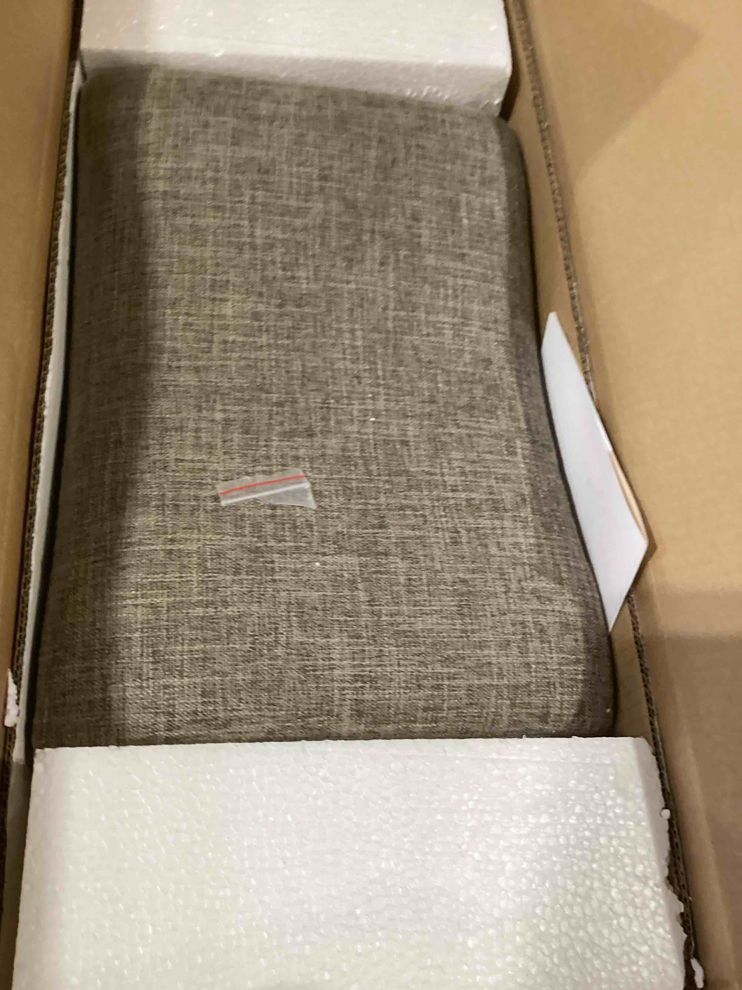 https://s3.amazonaws.com/lotting-images-prod/bidfta/GRA1589100_1739565484648.jpeg