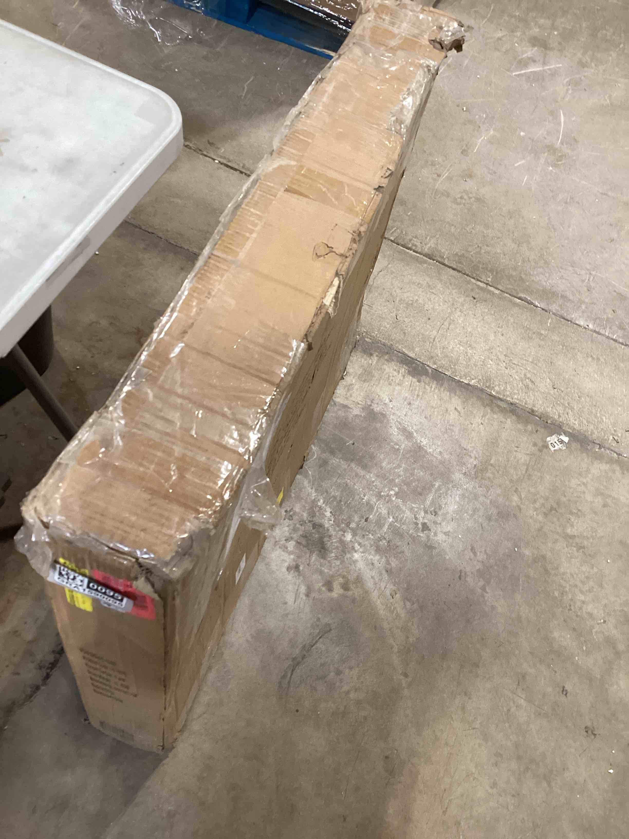 https://s3.amazonaws.com/lotting-images-prod/bidfta/GRA1590095_1740759478616.jpeg