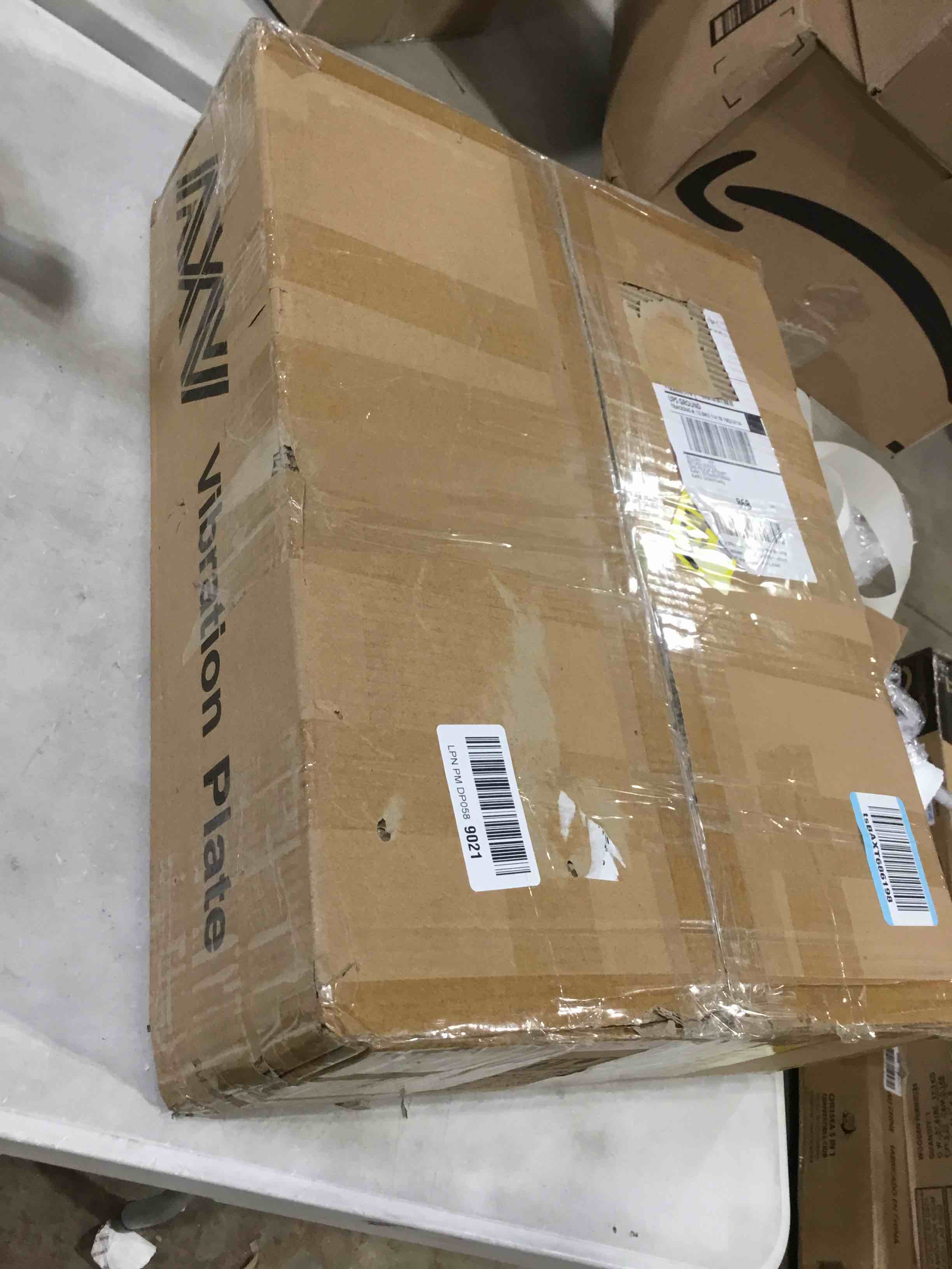 https://s3.amazonaws.com/lotting-images-prod/bidfta/GRA1590268_1741027851542.jpeg