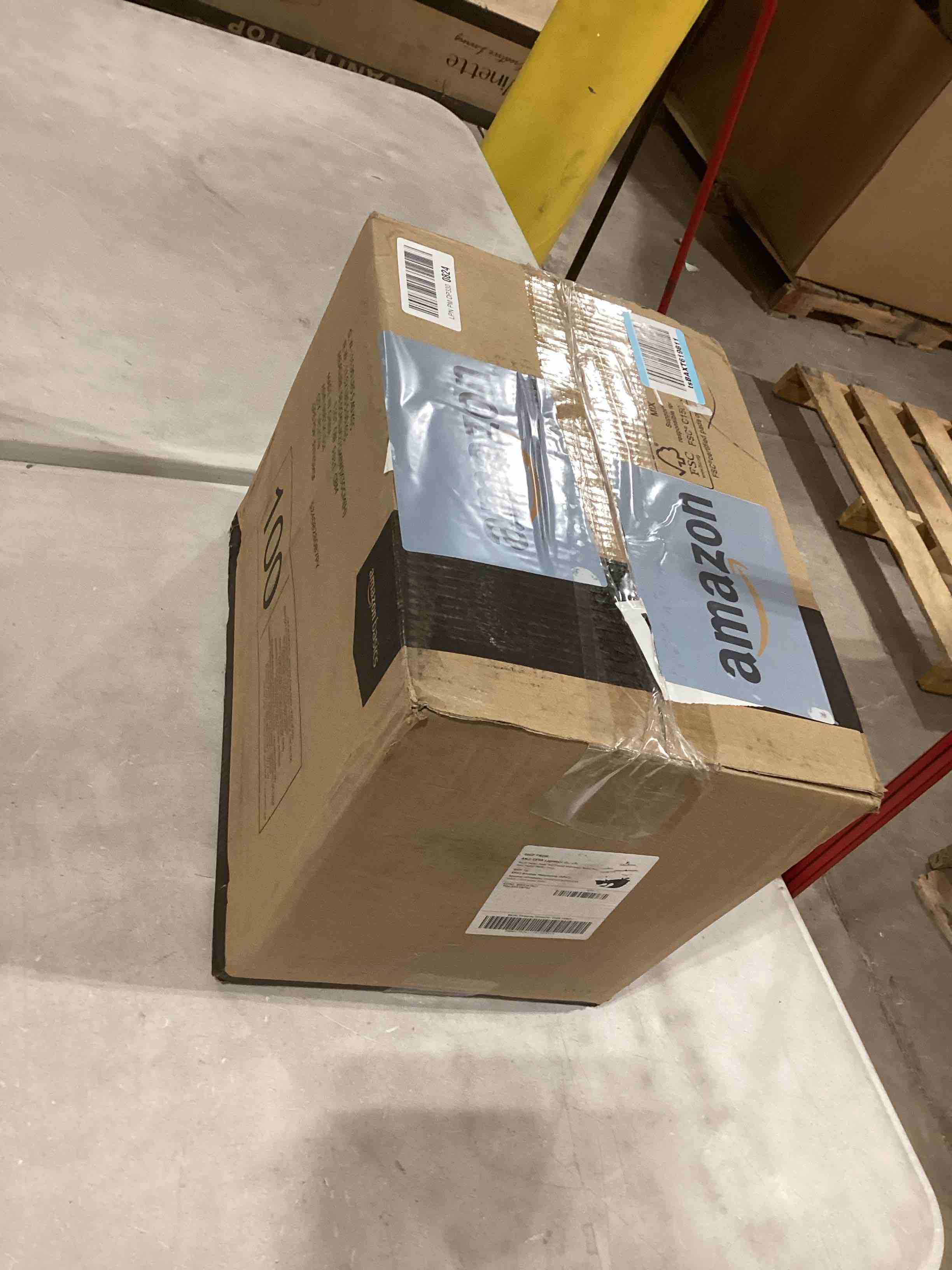 https://s3.amazonaws.com/lotting-images-prod/bidfta/GRA1590623_1741263986676.jpeg