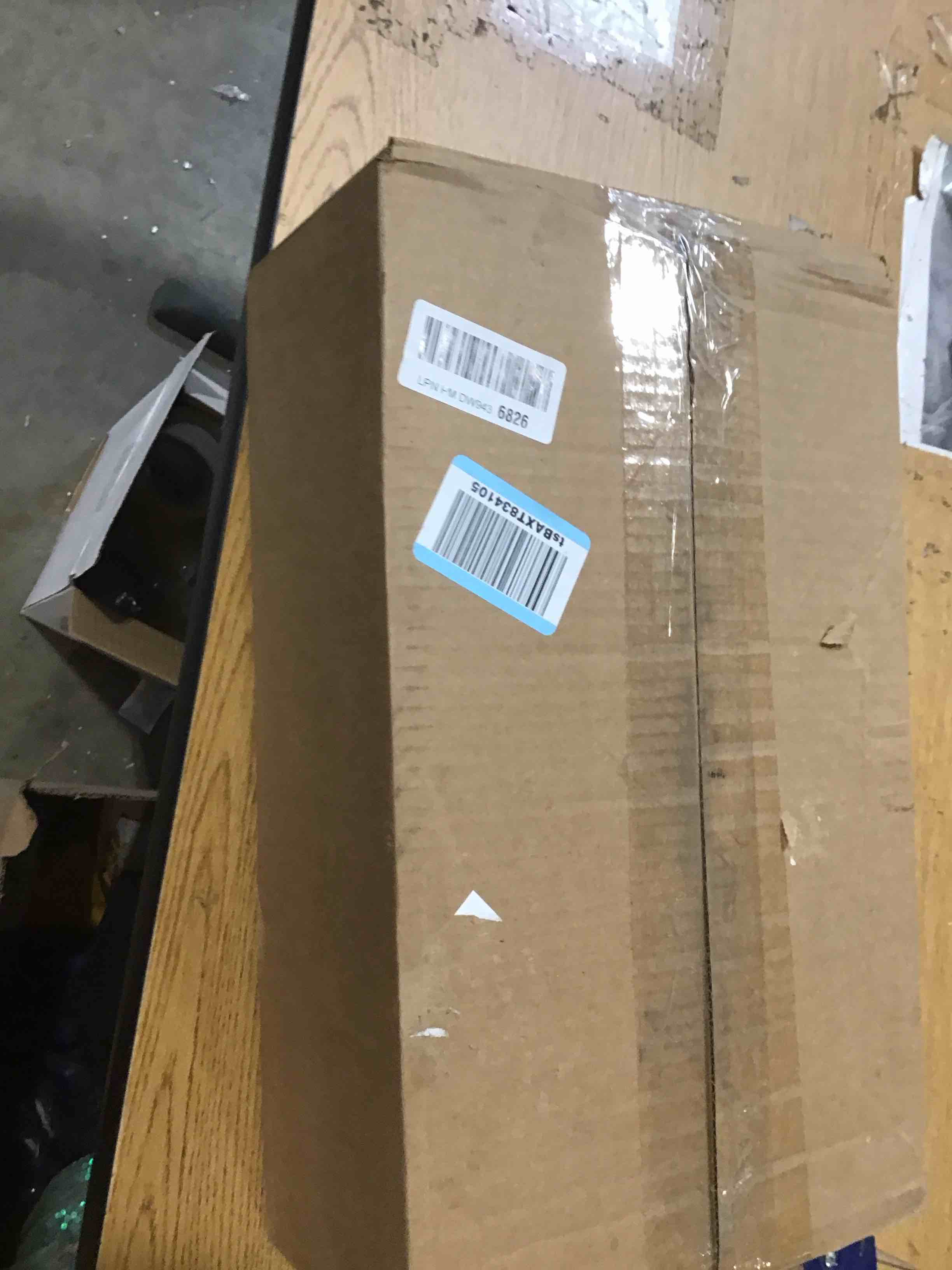 https://s3.amazonaws.com/lotting-images-prod/bidfta/GRA1592568_1743794214675.jpeg