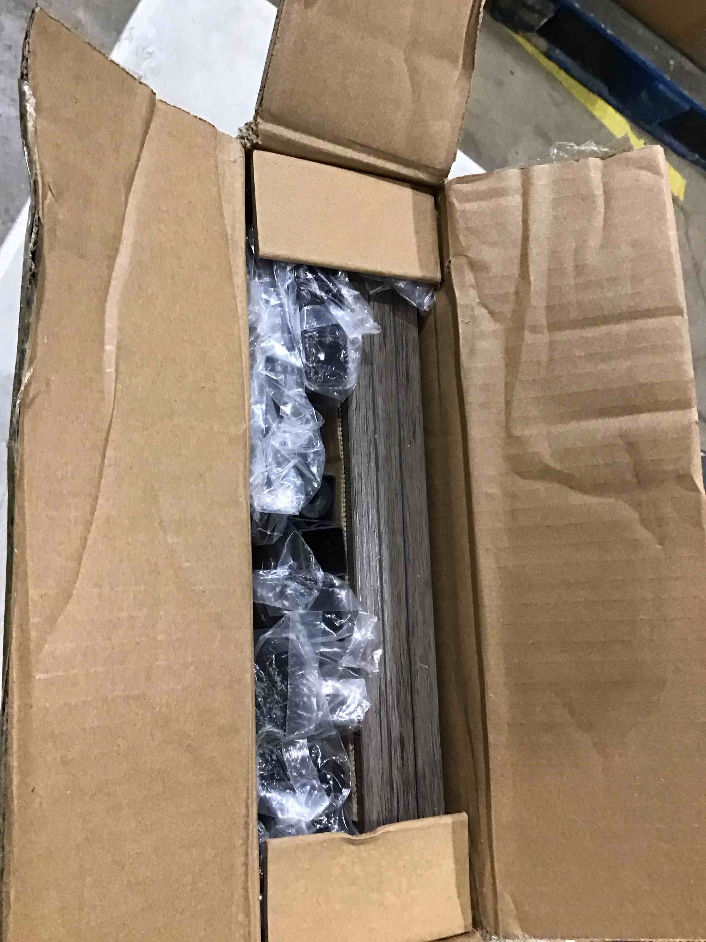 https://s3.amazonaws.com/lotting-images-prod/bidfta/GRA1593146_1744737312765.jpeg