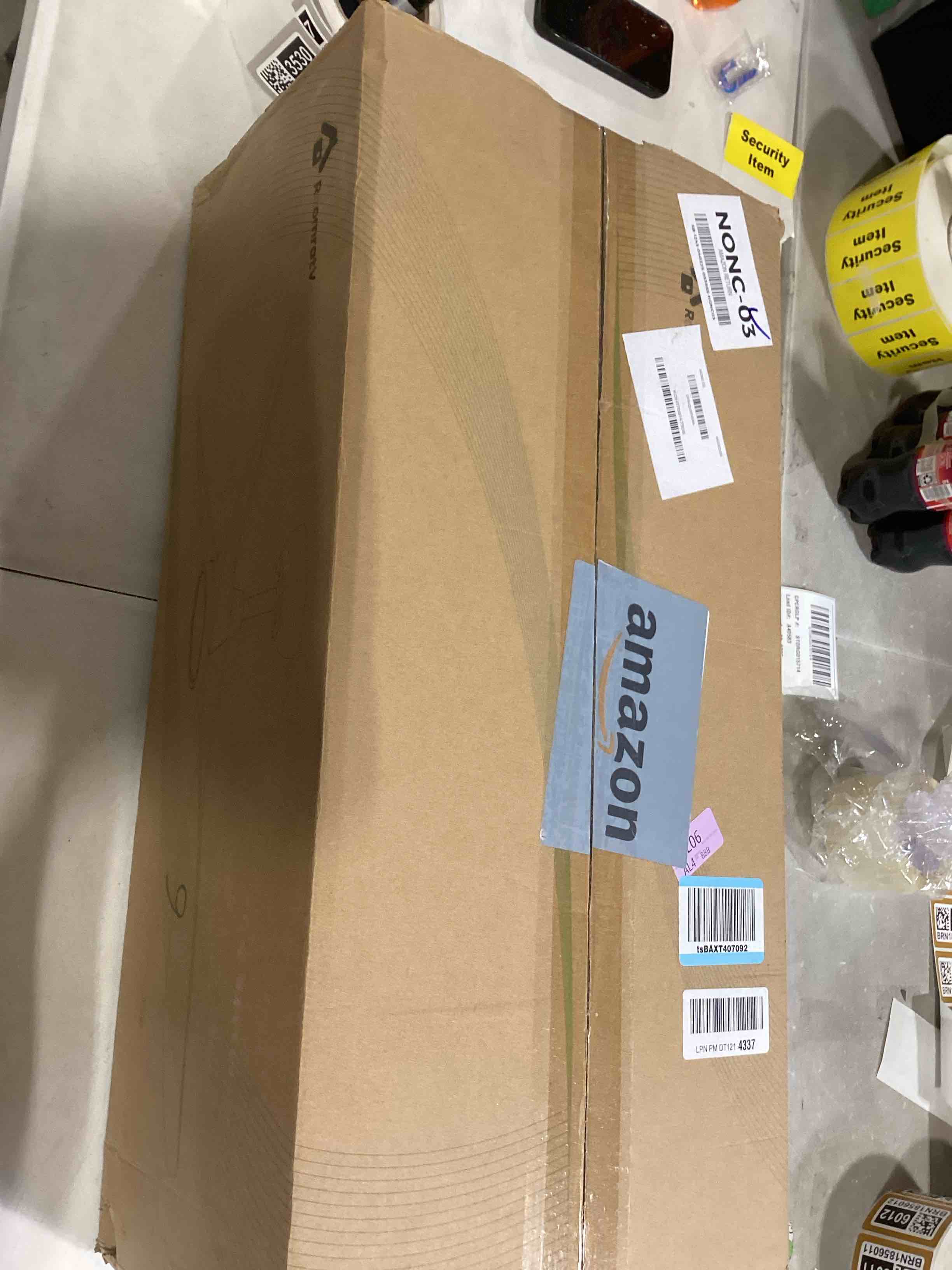 https://s3.amazonaws.com/lotting-images-prod/bidfta/GRA1593530_1745344399437.jpeg