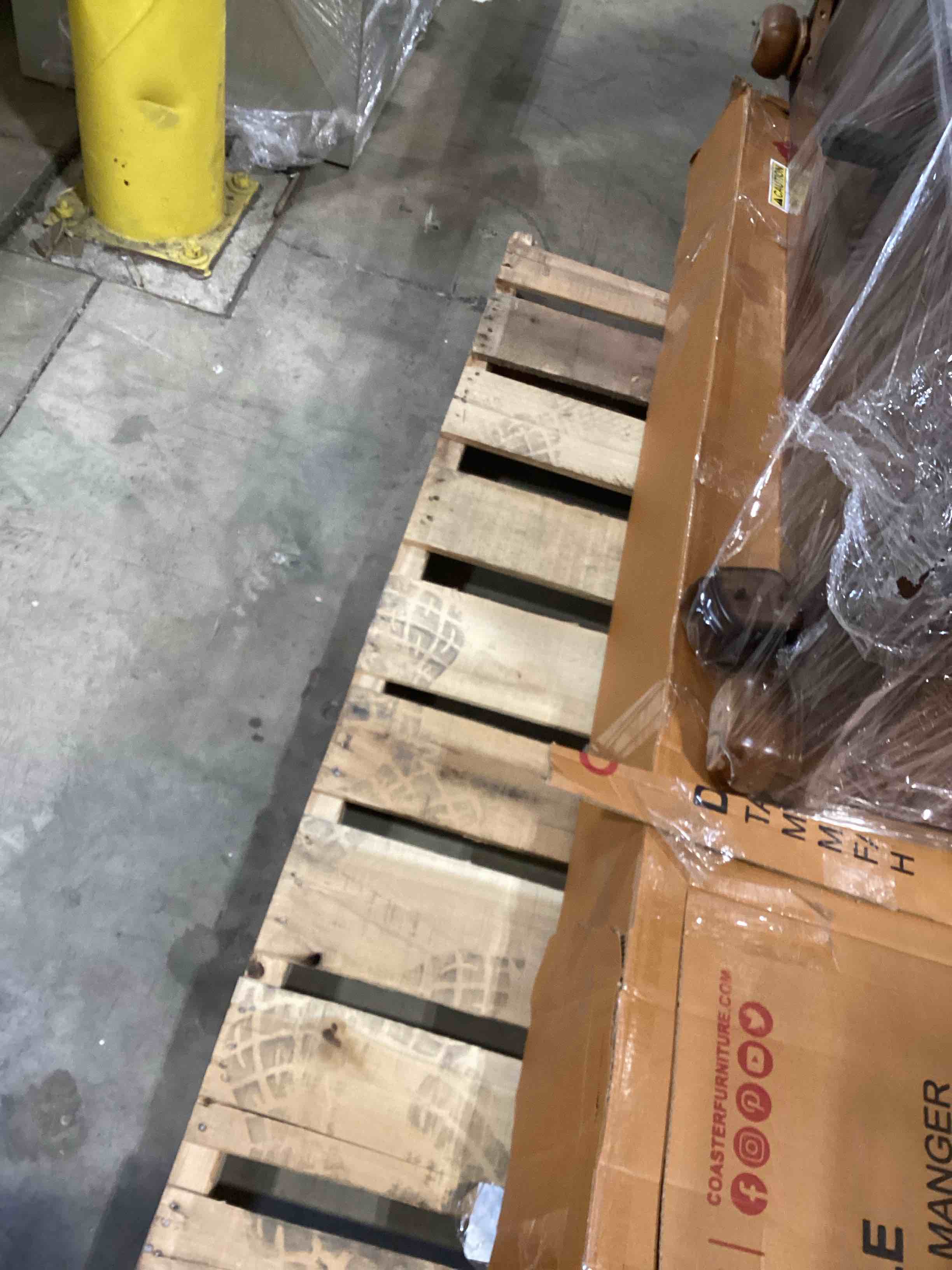 https://s3.amazonaws.com/lotting-images-prod/bidfta/GRA1593709_1745926573865.jpeg