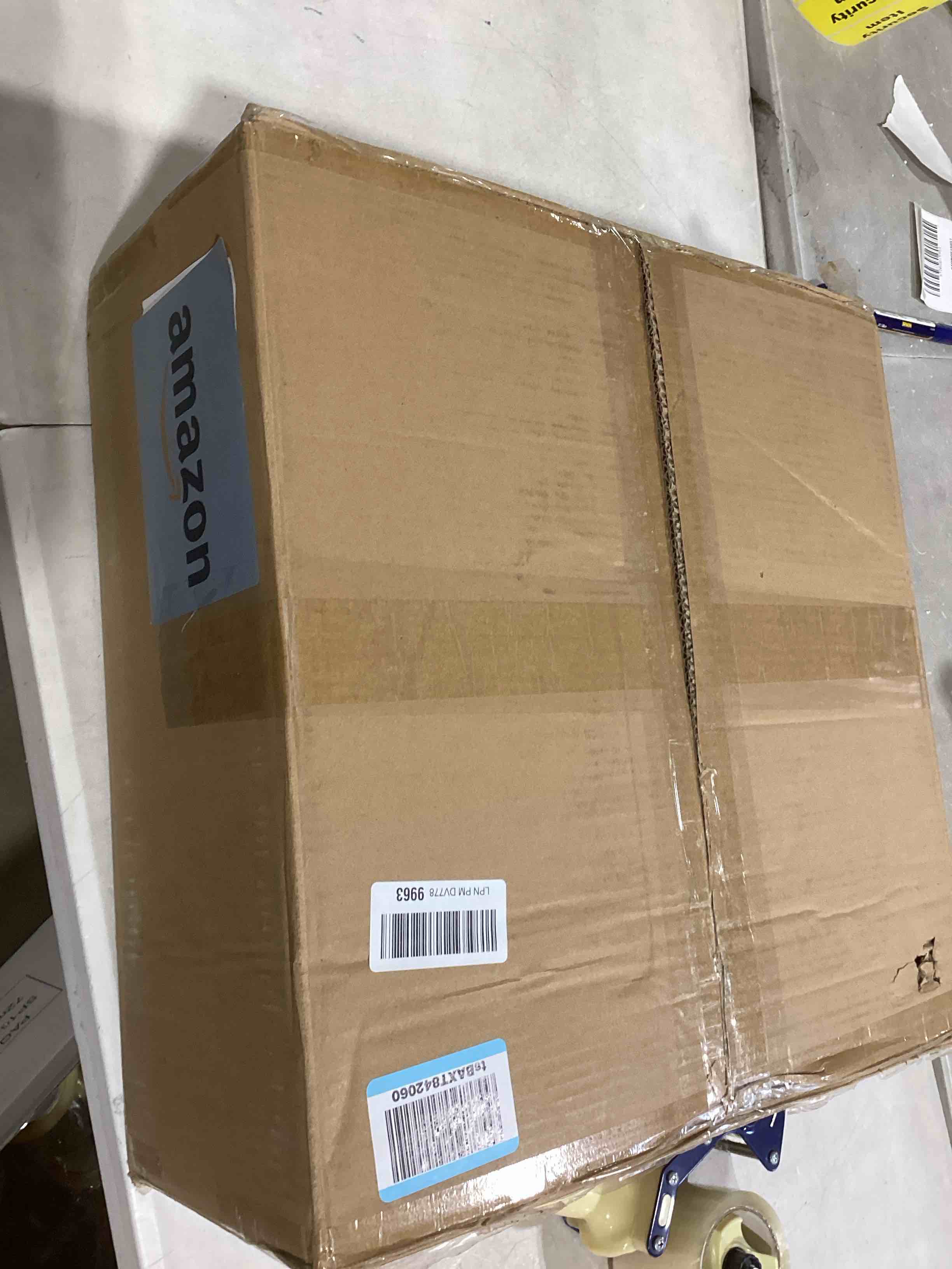 https://s3.amazonaws.com/lotting-images-prod/bidfta/GRA1593733_1745951660475.jpeg