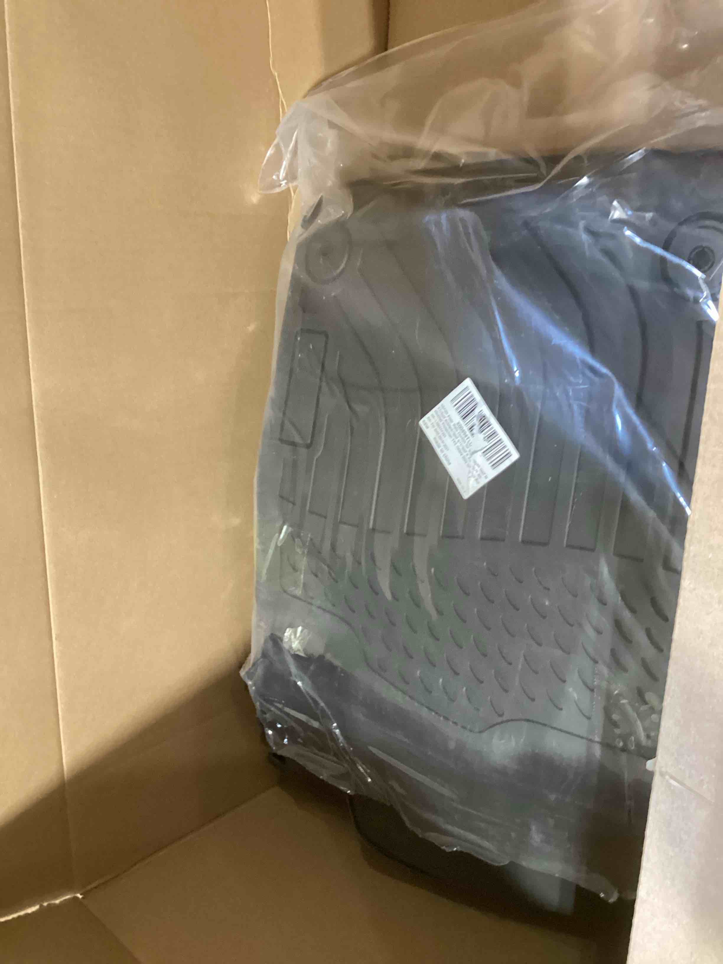https://s3.amazonaws.com/lotting-images-prod/bidfta/GRA1594273_1742578163815.jpeg