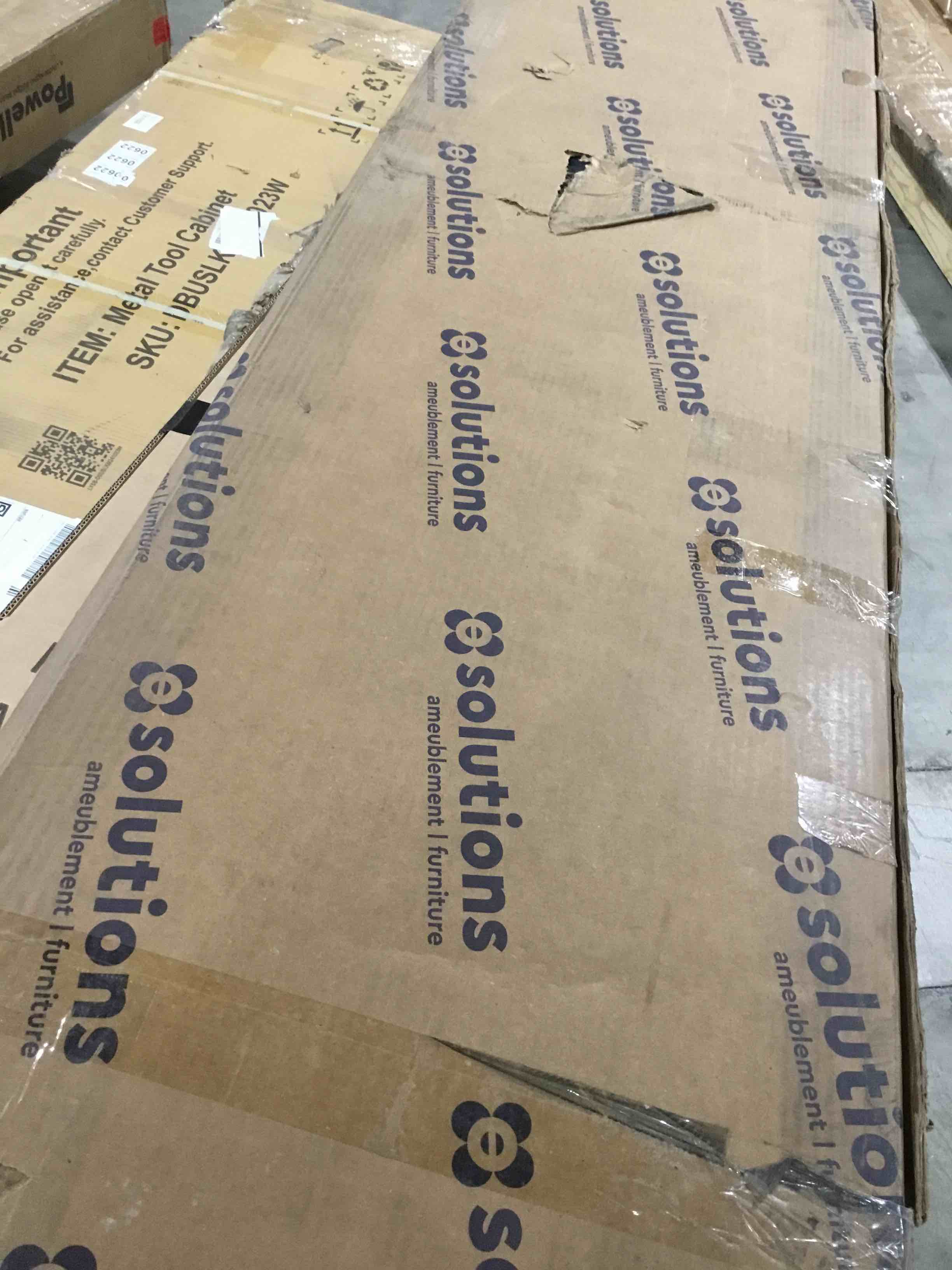 https://s3.amazonaws.com/lotting-images-prod/bidfta/GRA1594609_1743095003631.jpeg