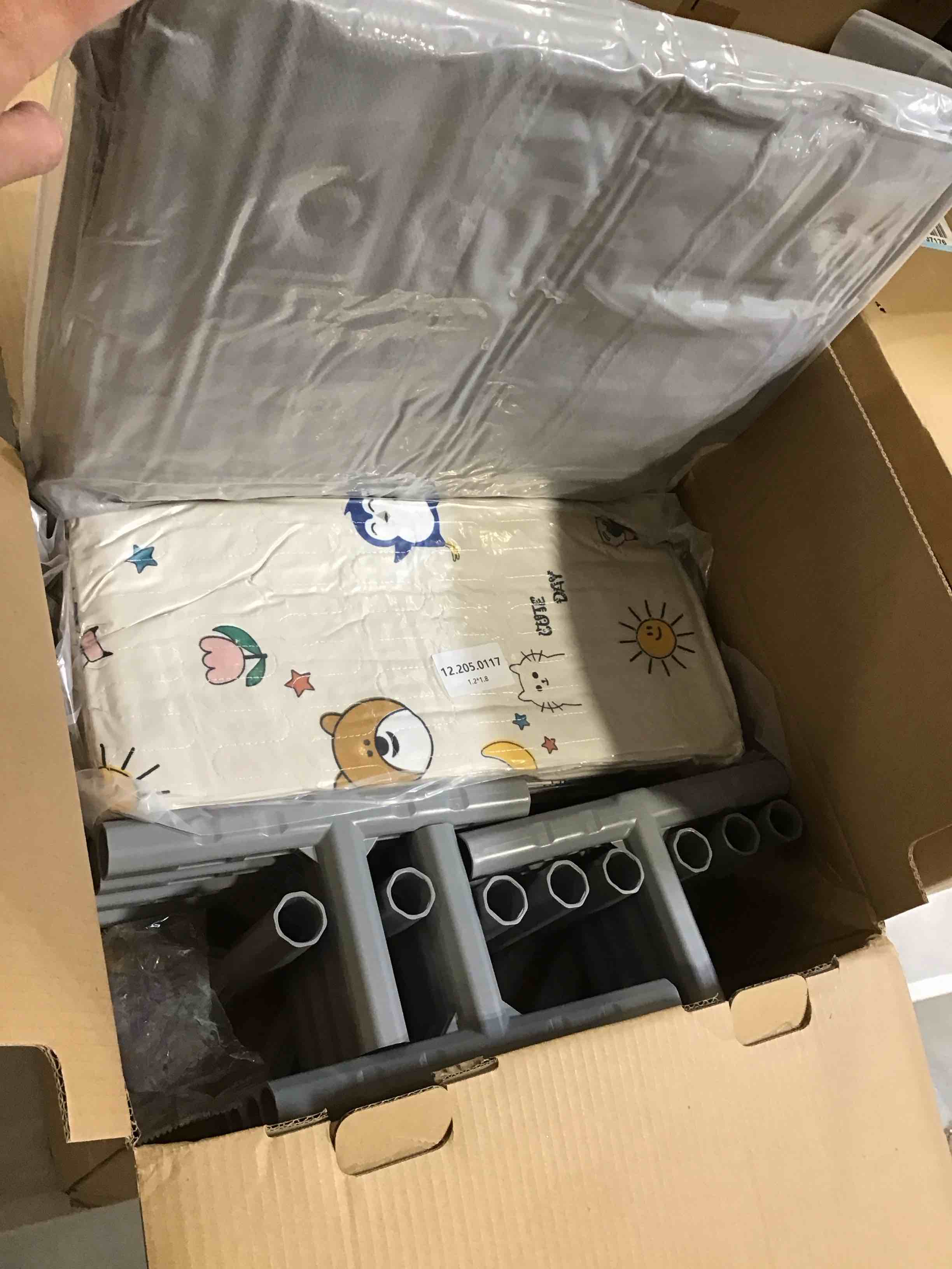 https://s3.amazonaws.com/lotting-images-prod/bidfta/GRA1595471_1743787499915.jpeg