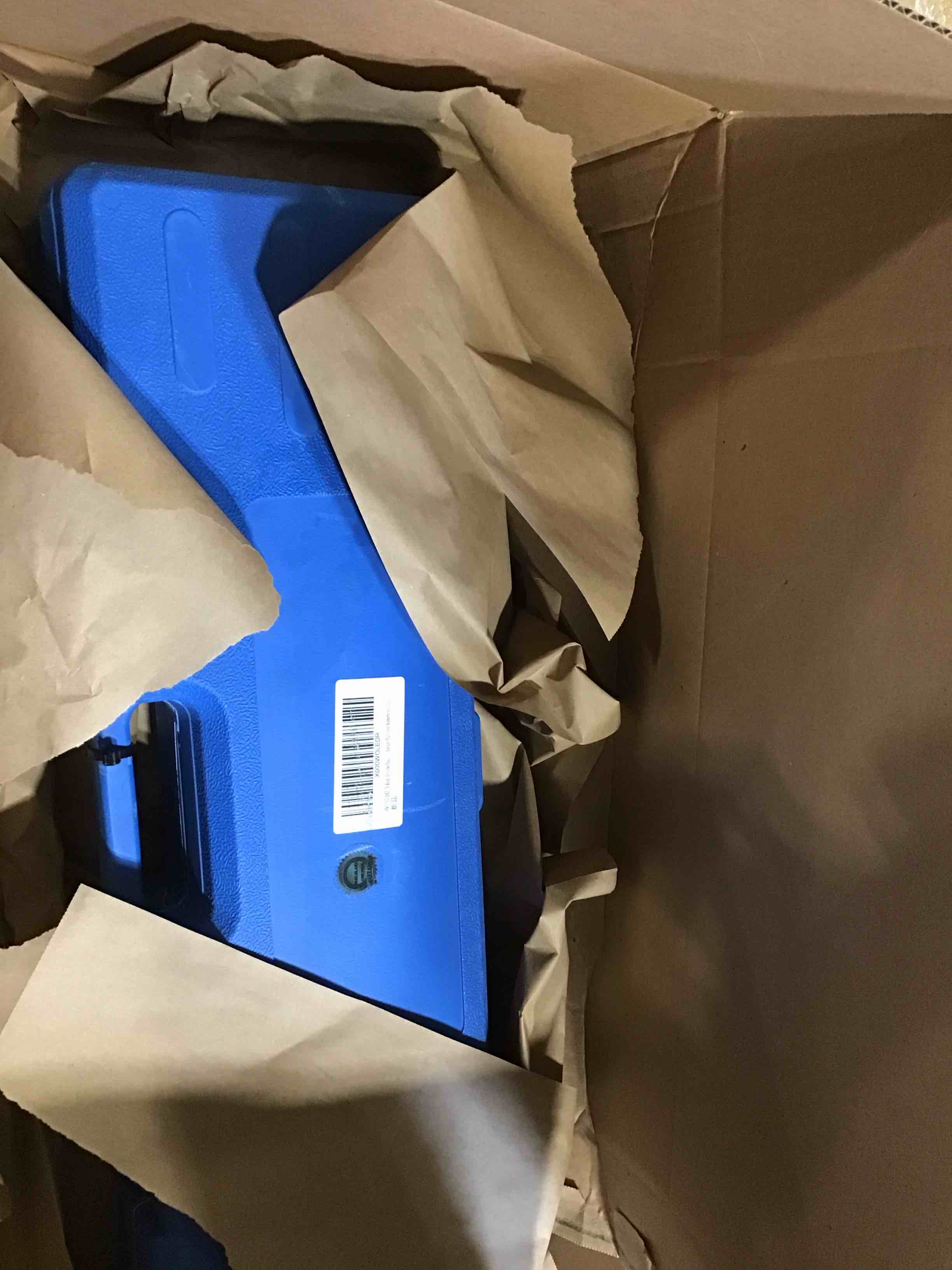 https://s3.amazonaws.com/lotting-images-prod/bidfta/GRA1595504_1743793326581.jpeg