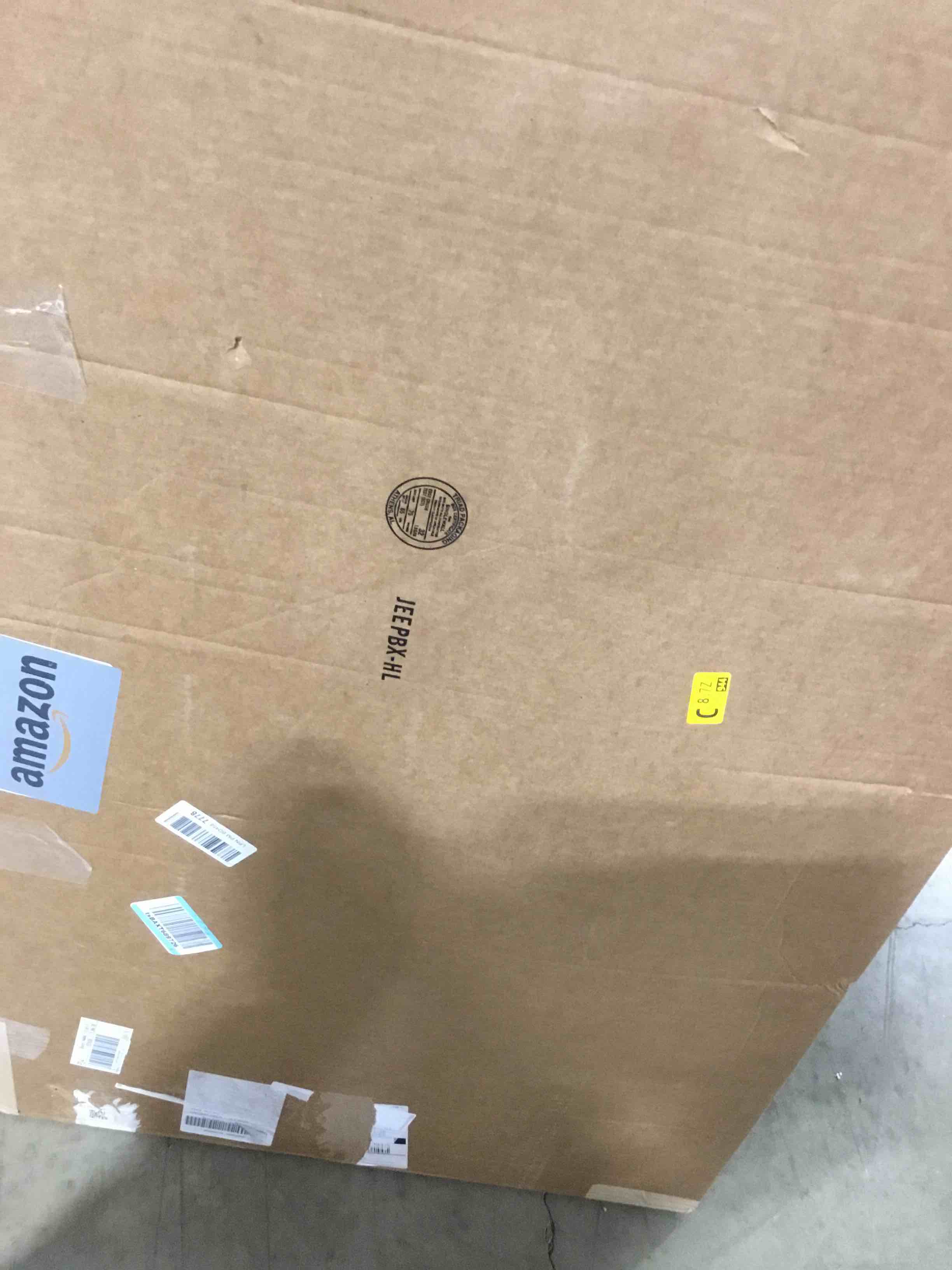 https://s3.amazonaws.com/lotting-images-prod/bidfta/GRA1595625_1744039054432.jpeg