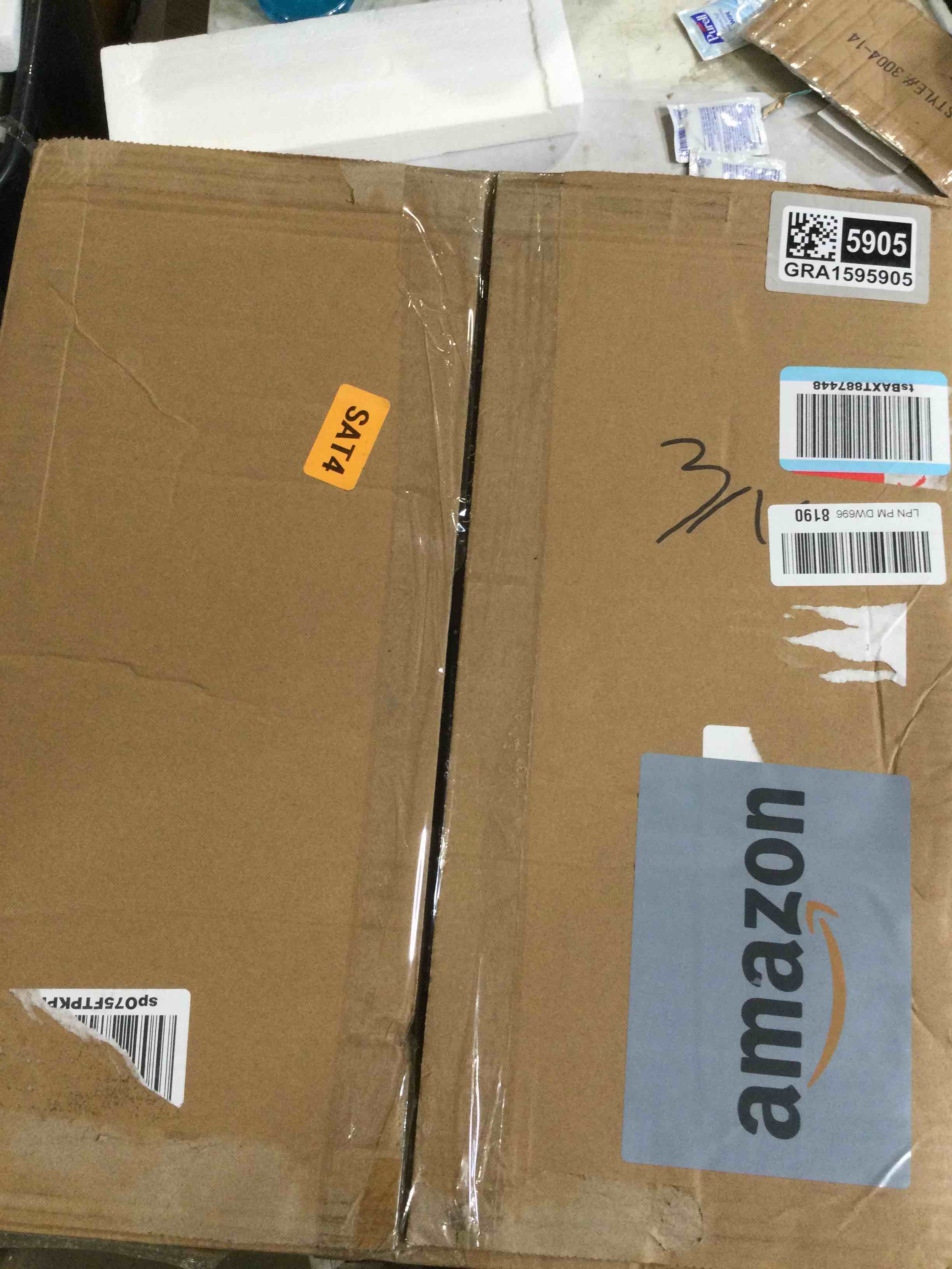 https://s3.amazonaws.com/lotting-images-prod/bidfta/GRA1595905_1744136574407.jpeg