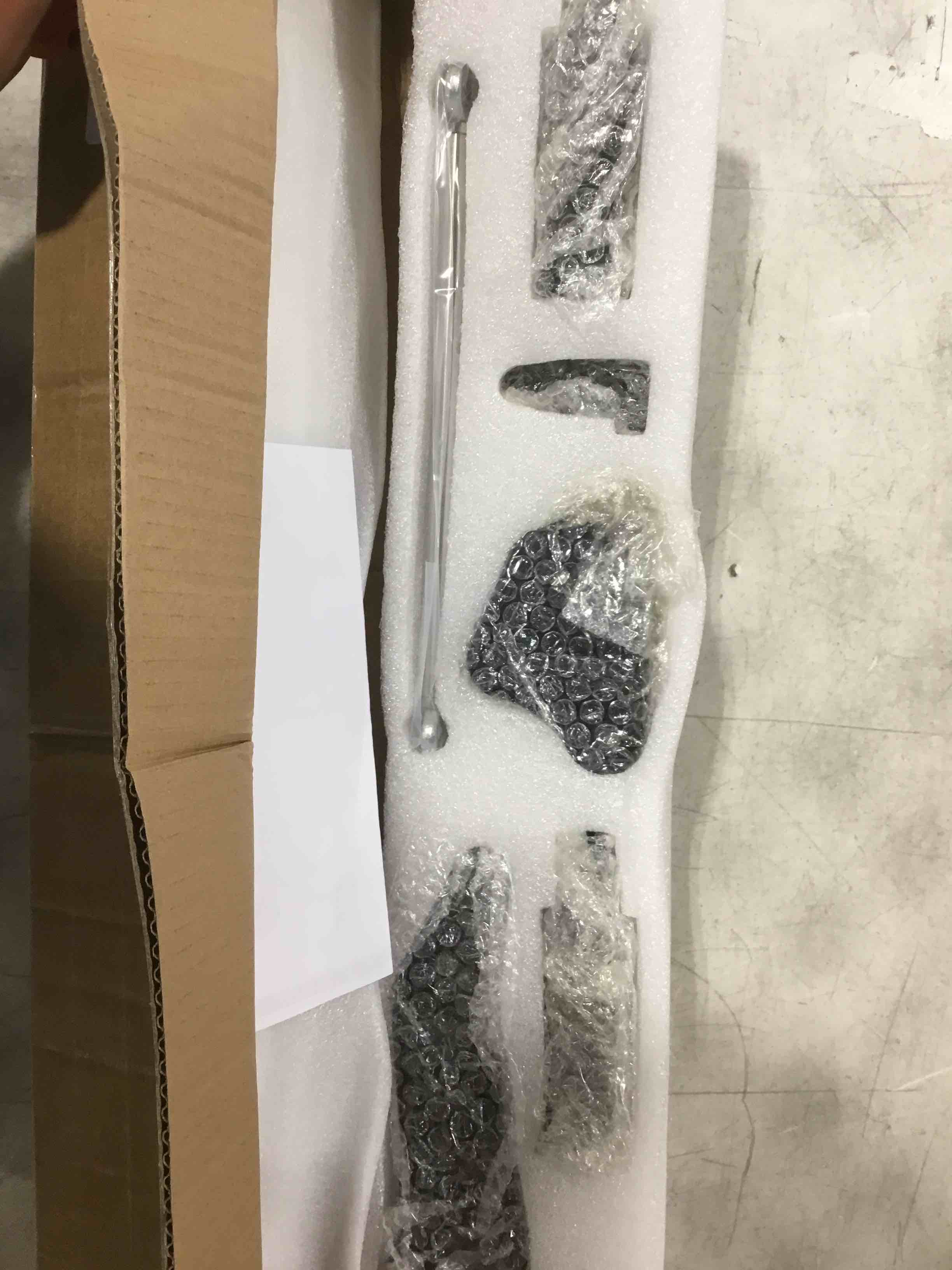 https://s3.amazonaws.com/lotting-images-prod/bidfta/GRA1596464_1744376164809.jpeg