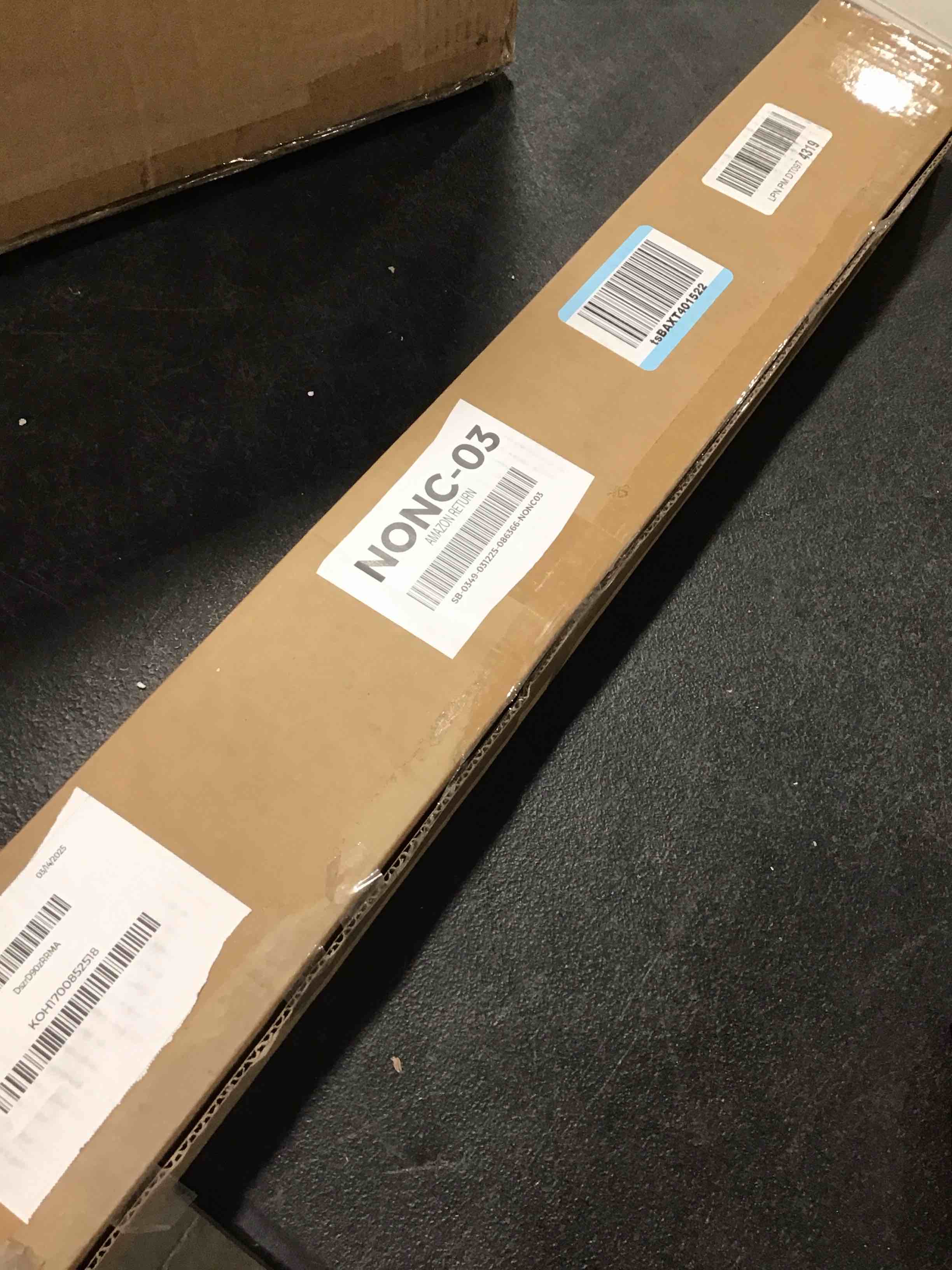 https://s3.amazonaws.com/lotting-images-prod/bidfta/GRA1597975_1743605825718.jpeg