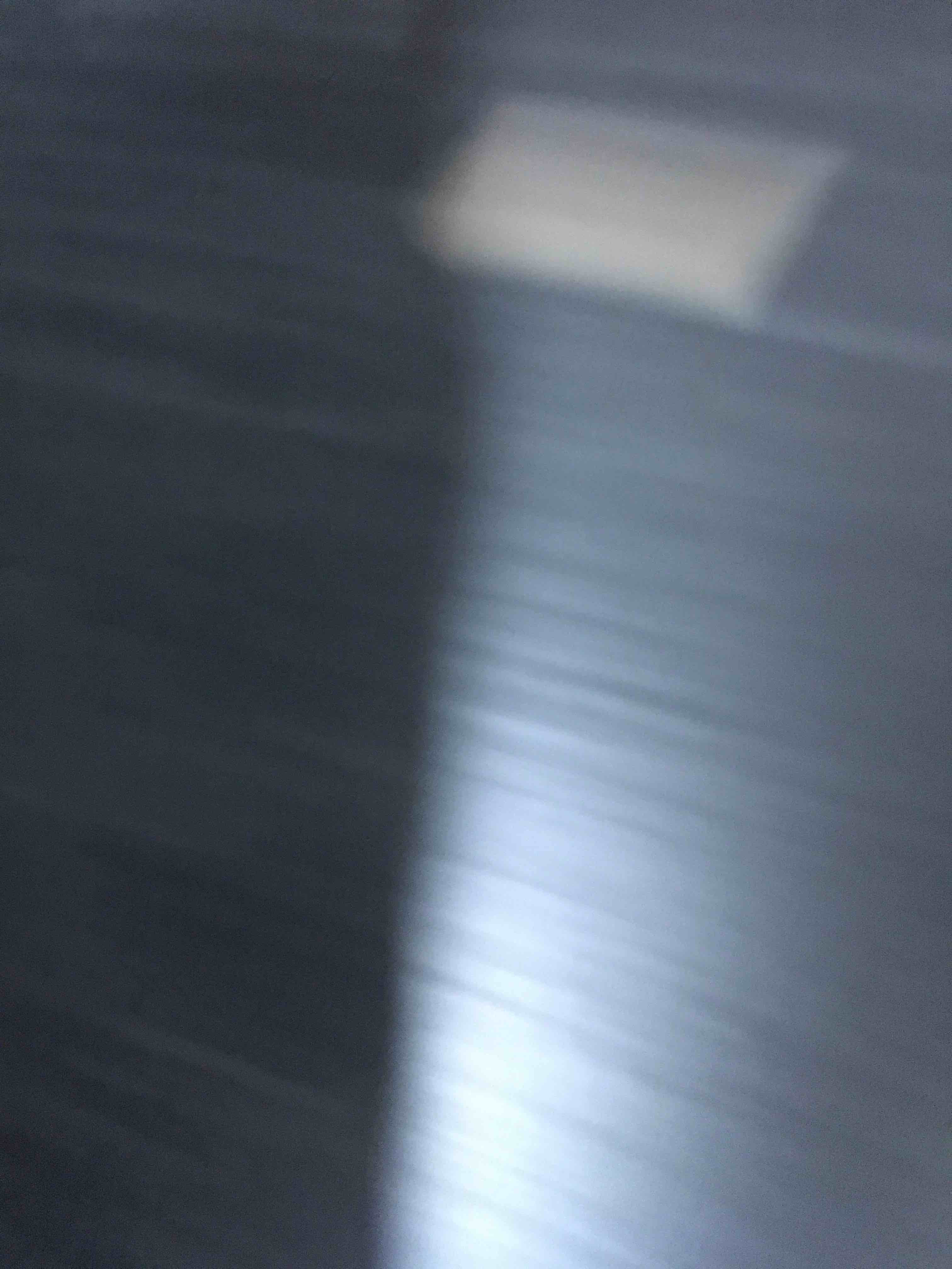 https://s3.amazonaws.com/lotting-images-prod/bidfta/GRA1599123_1744134958797.jpeg