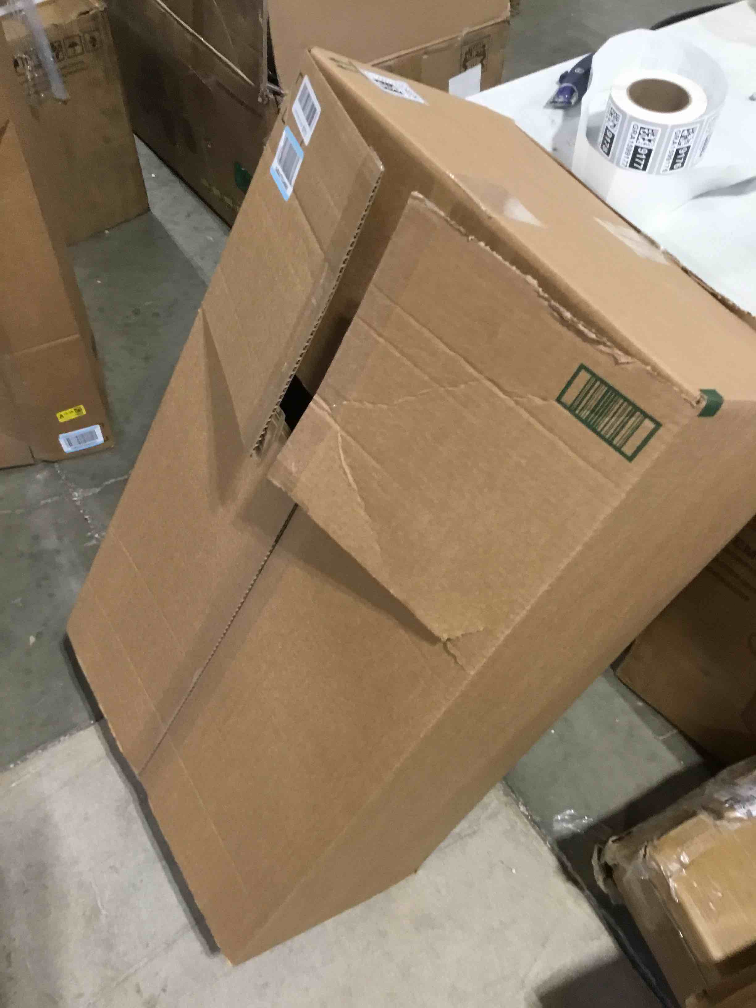 https://s3.amazonaws.com/lotting-images-prod/bidfta/GRA1599170_1744134610003.jpeg