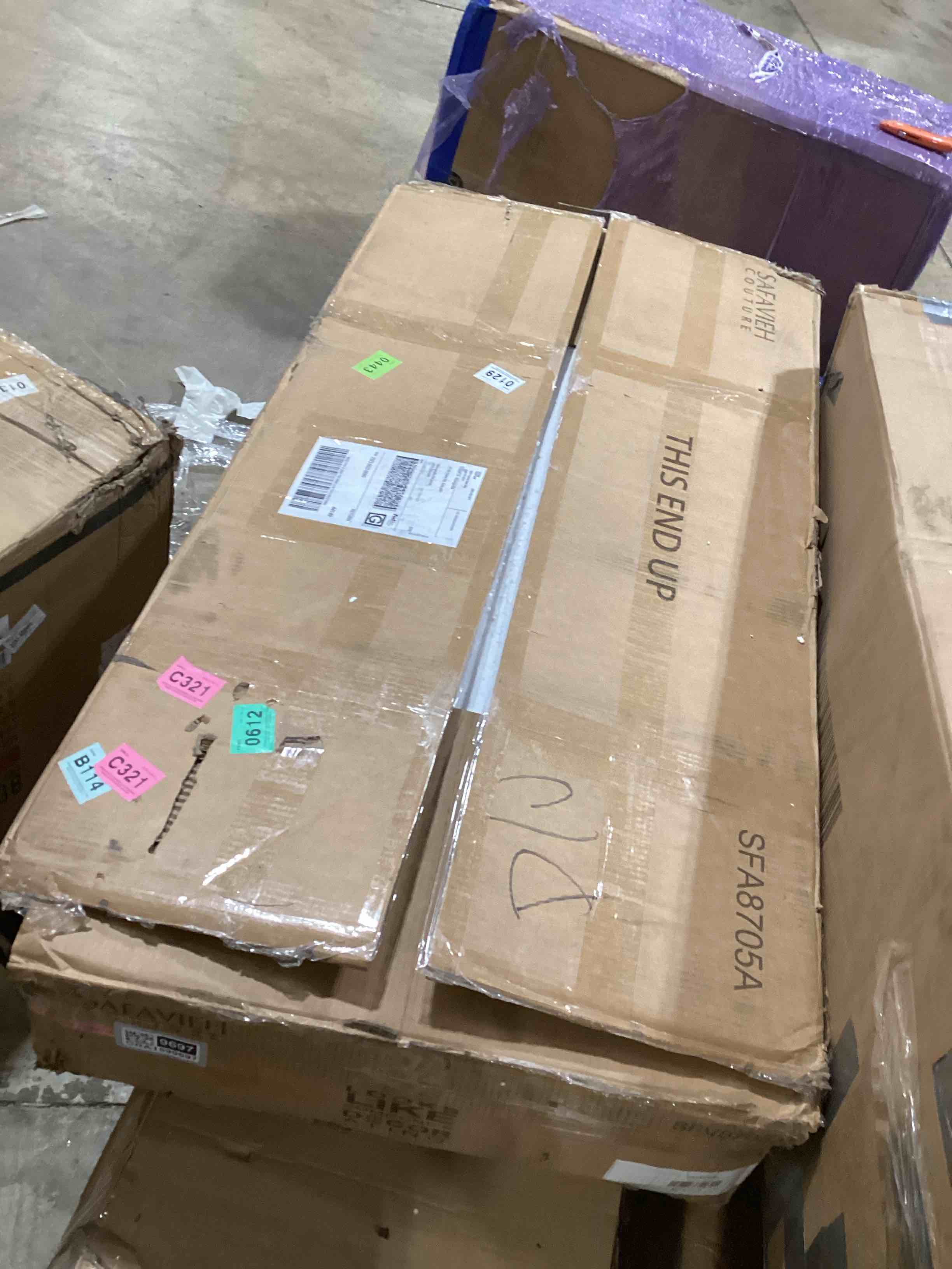 https://s3.amazonaws.com/lotting-images-prod/bidfta/GRA1599697_1744631097127.jpeg