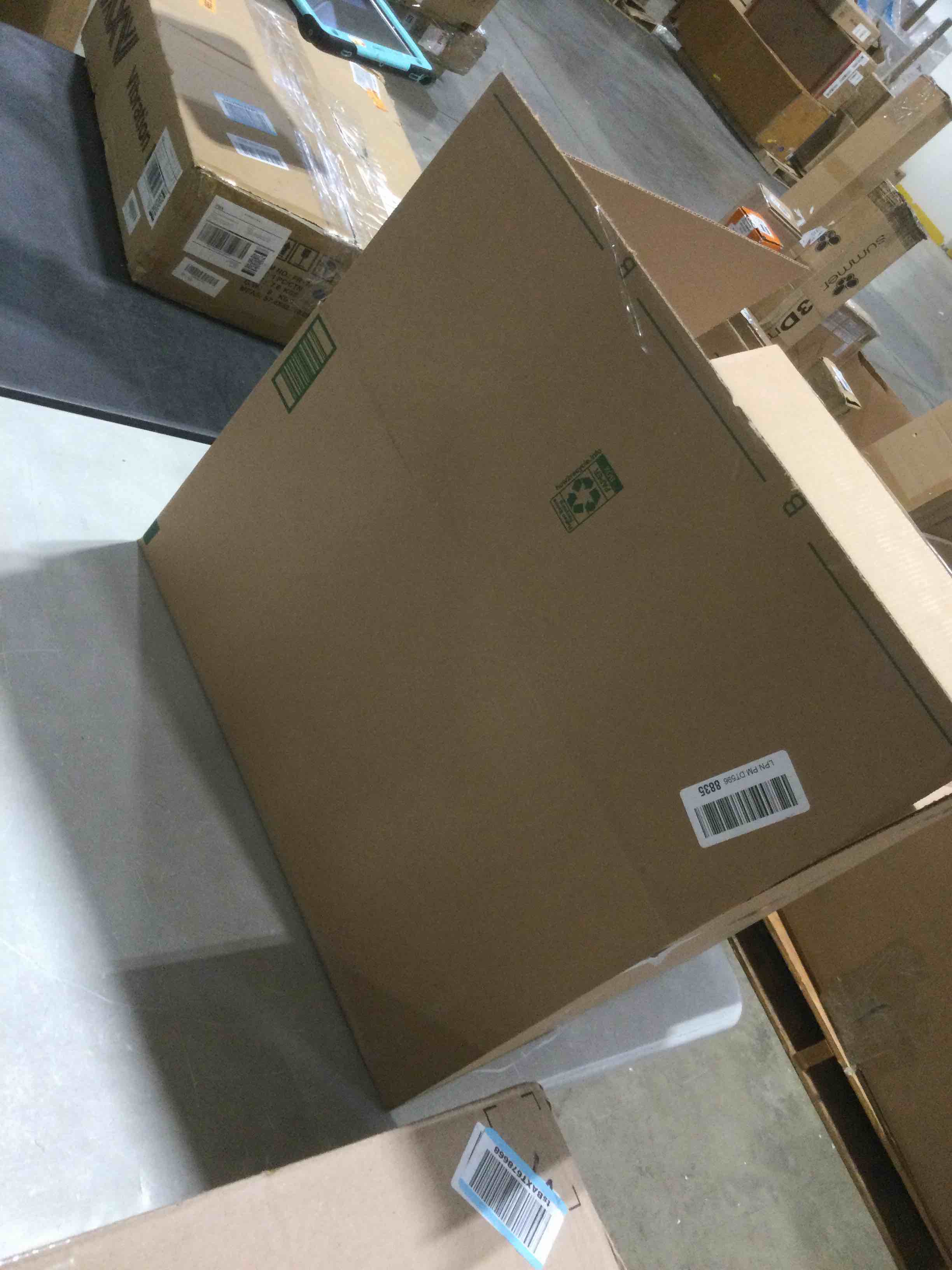 https://s3.amazonaws.com/lotting-images-prod/bidfta/GRA1599969_1744728784329.jpeg