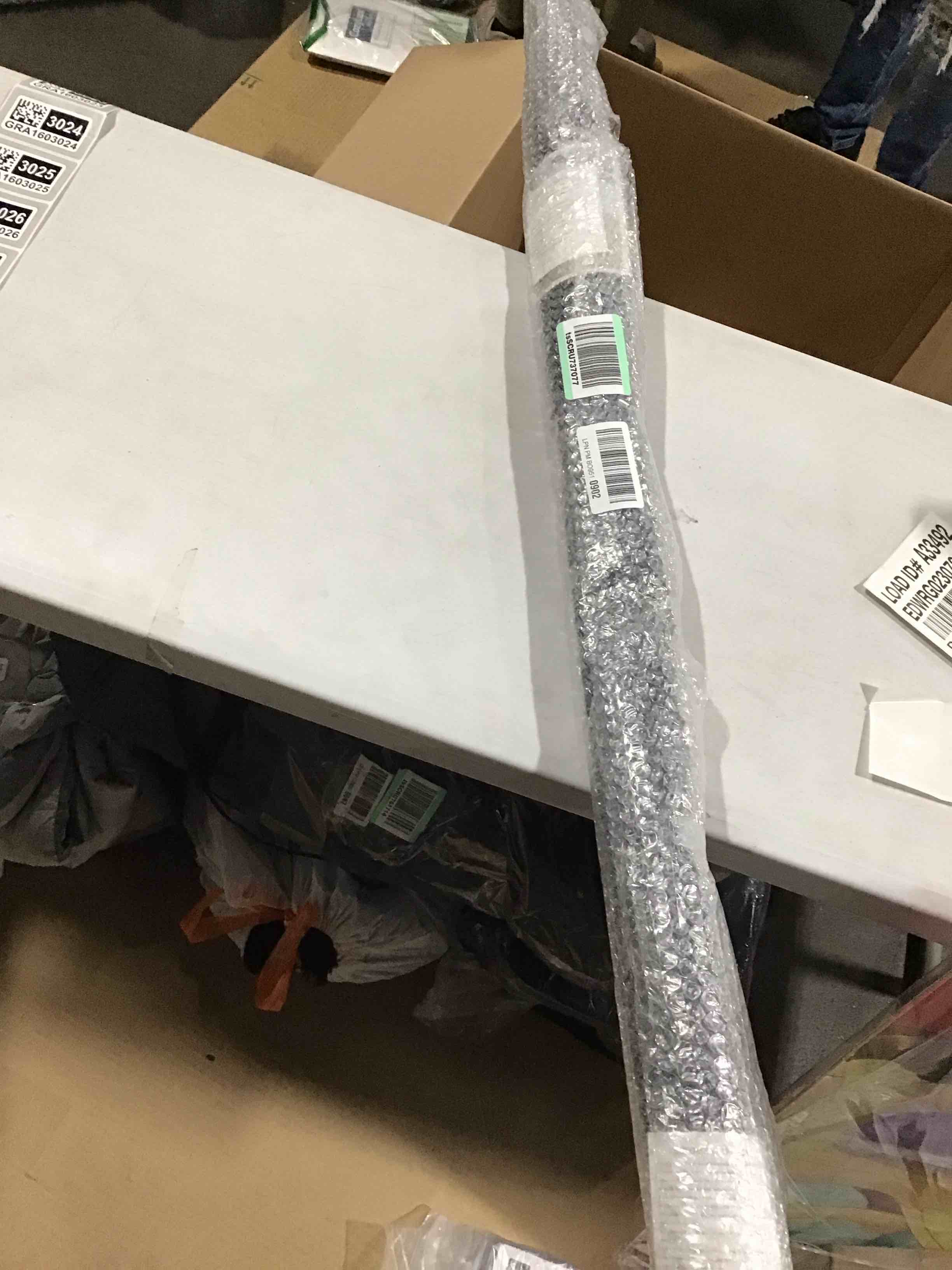 https://s3.amazonaws.com/lotting-images-prod/bidfta/GRA1603015_1731010150034.jpeg