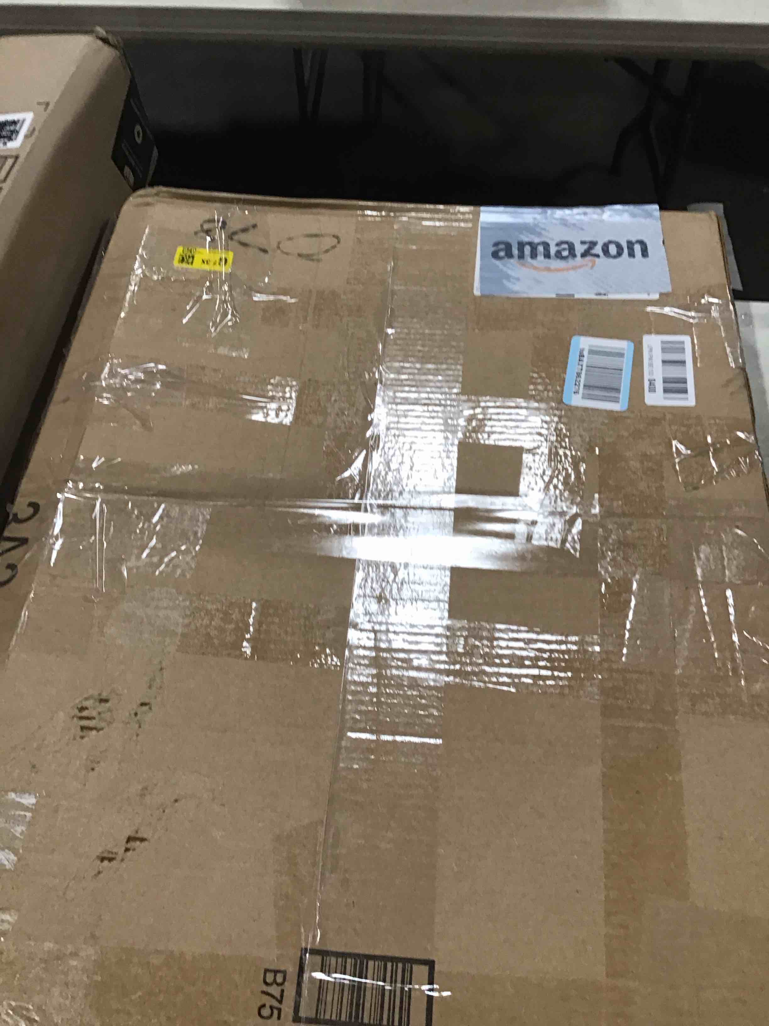 https://s3.amazonaws.com/lotting-images-prod/bidfta/GRA1605614_1732047767239.jpeg