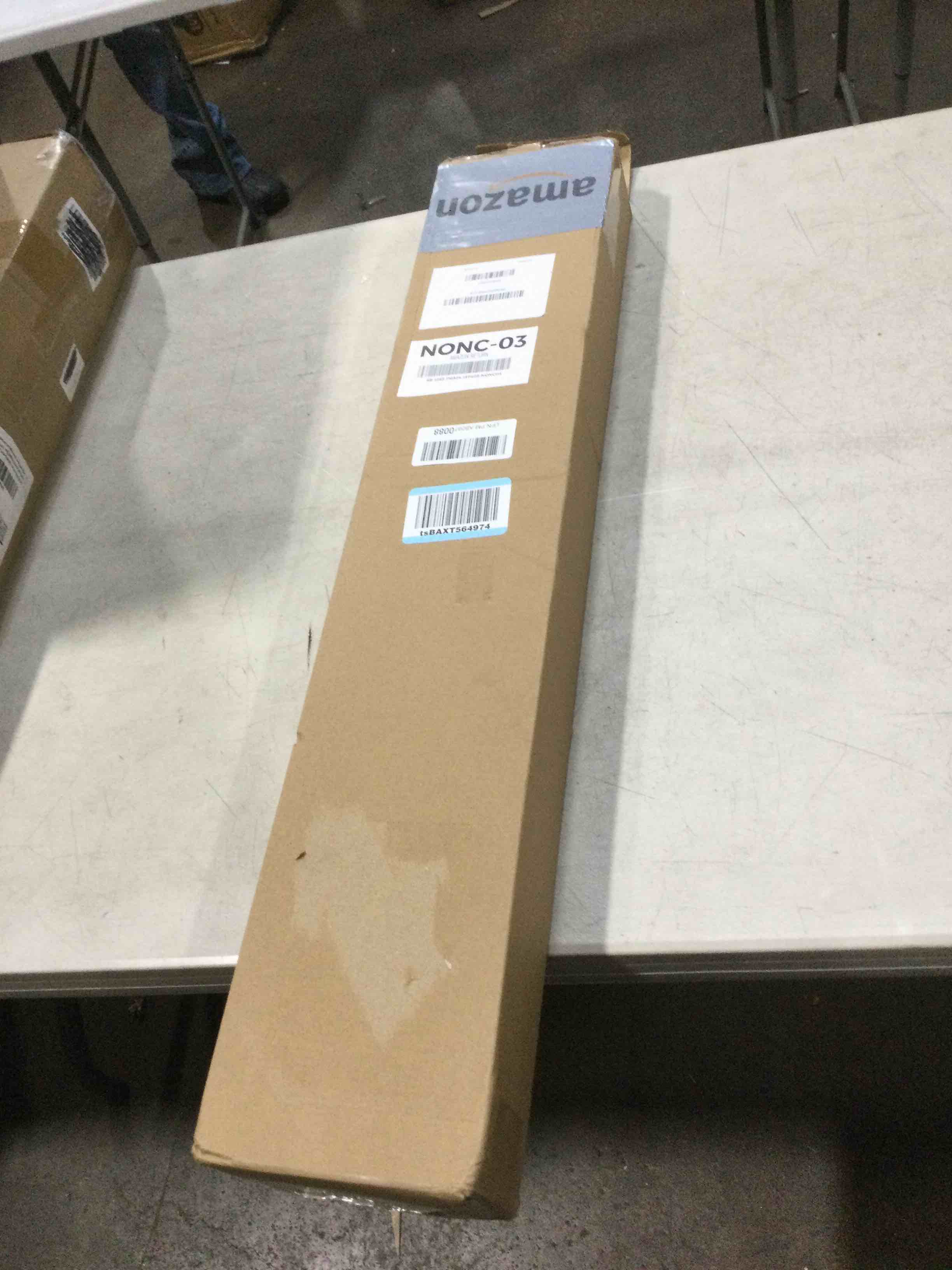 https://s3.amazonaws.com/lotting-images-prod/bidfta/GRA1606874_1732203089148.jpeg