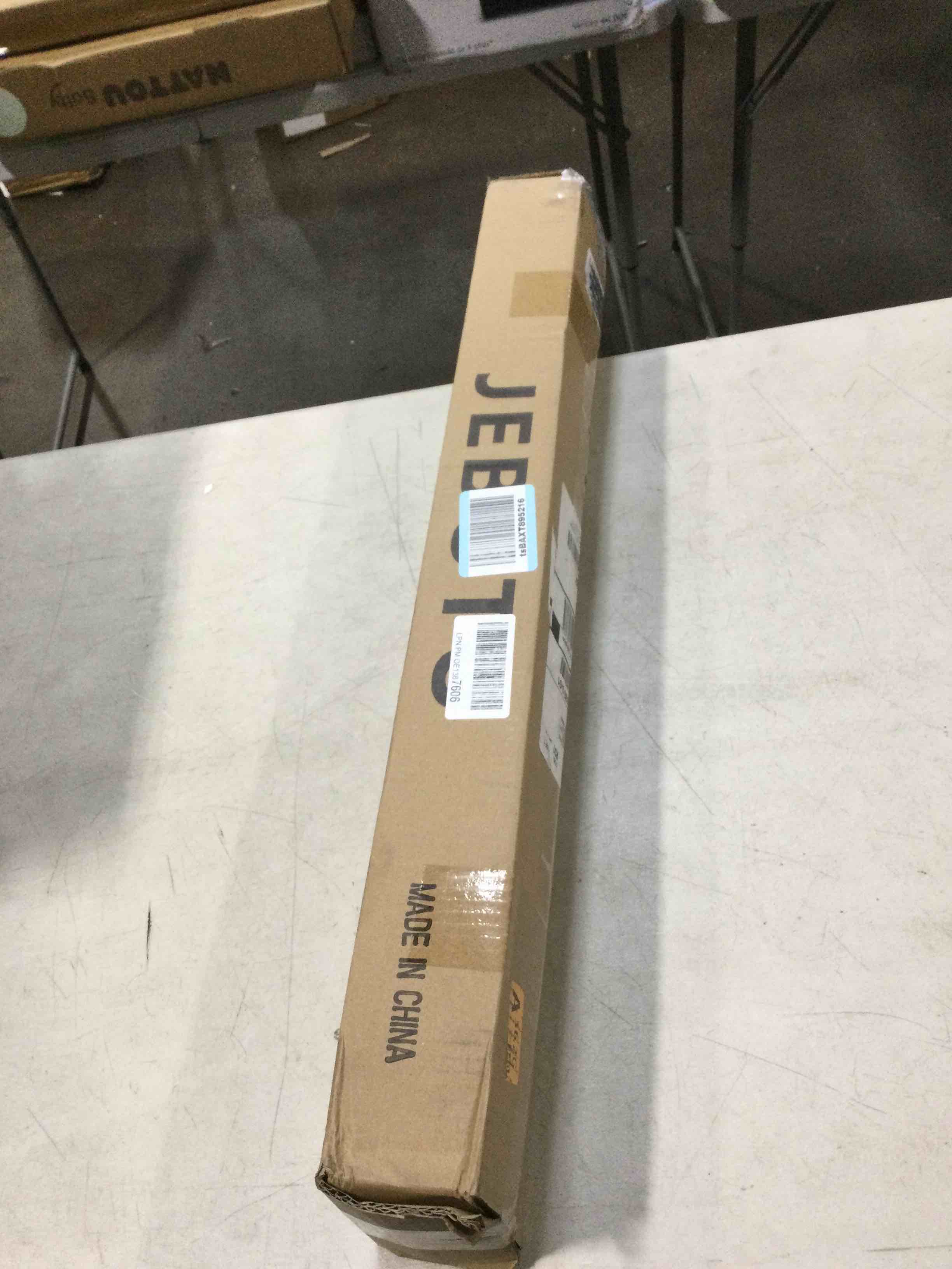 https://s3.amazonaws.com/lotting-images-prod/bidfta/GRA1606875_1732203171108.jpeg