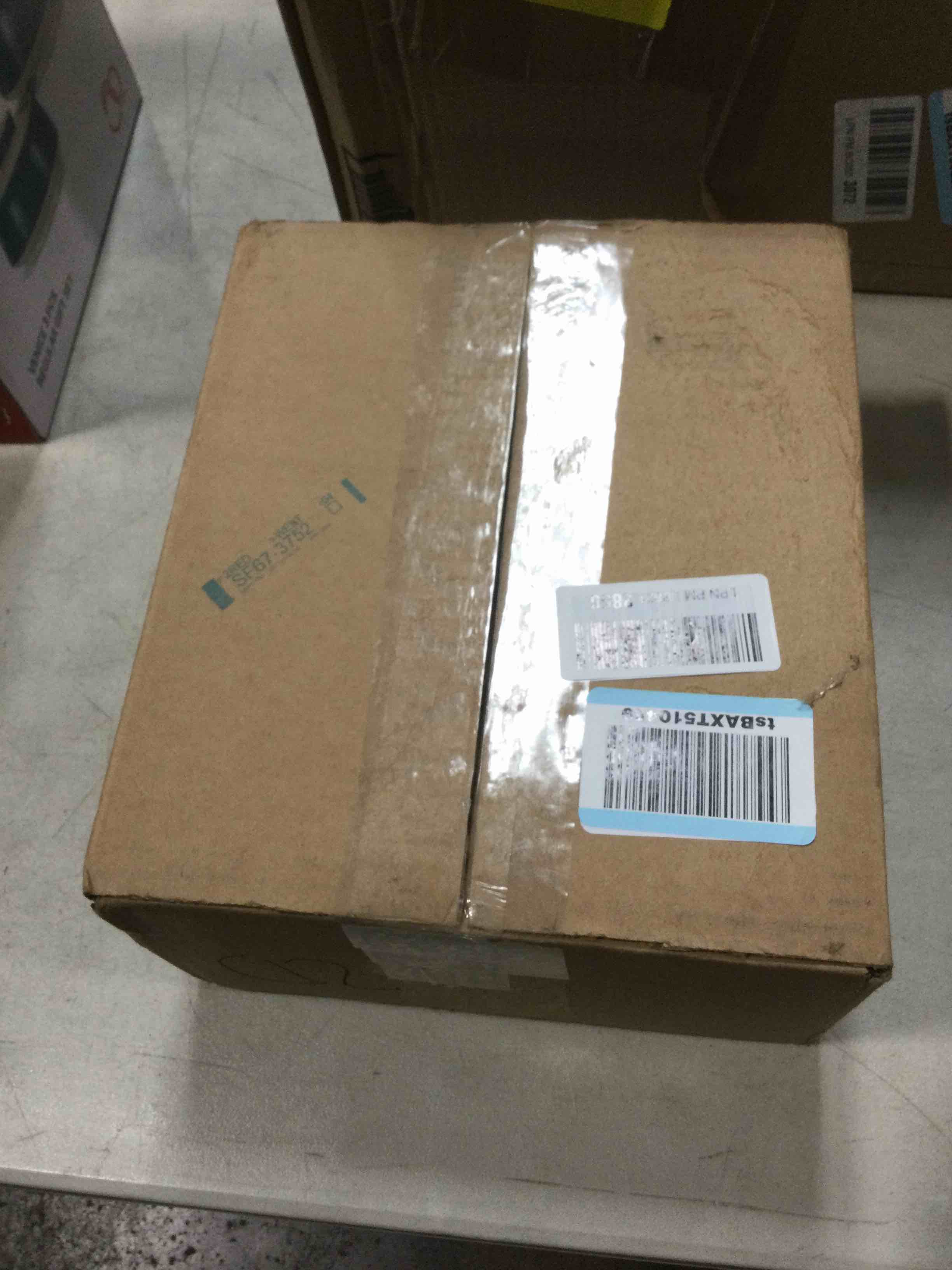 https://s3.amazonaws.com/lotting-images-prod/bidfta/GRA1606882_1732203787660.jpeg