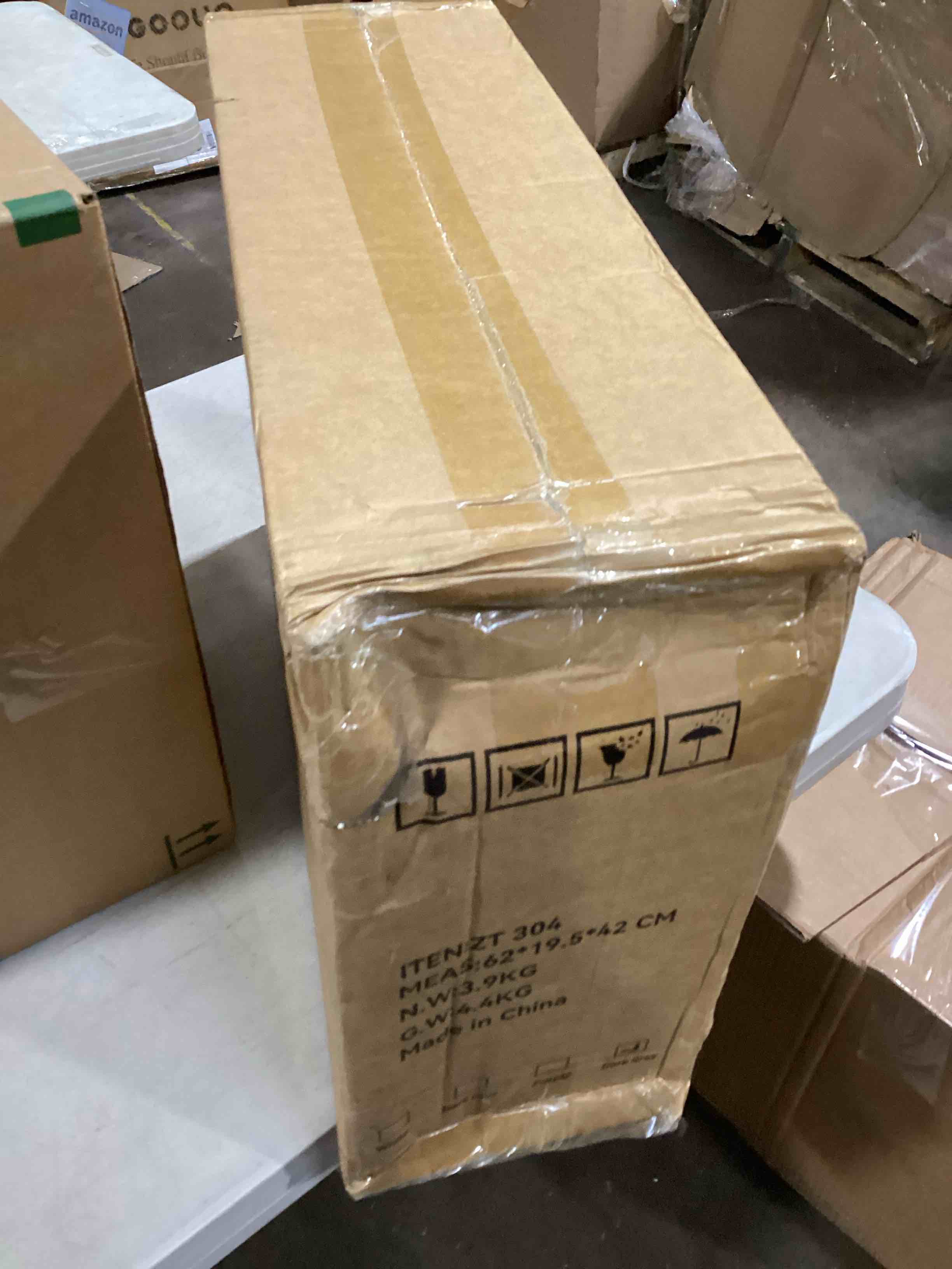 https://s3.amazonaws.com/lotting-images-prod/bidfta/GRA1607847_1732913221518.jpeg