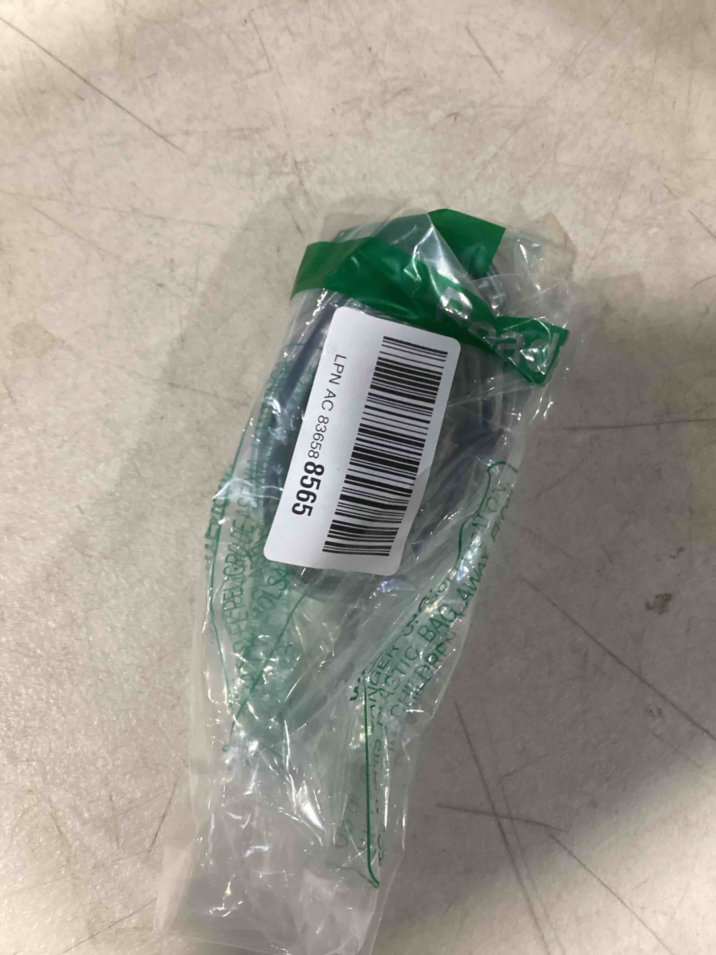 https://s3.amazonaws.com/lotting-images-prod/bidfta/GRA1608201_1733174799245.jpeg