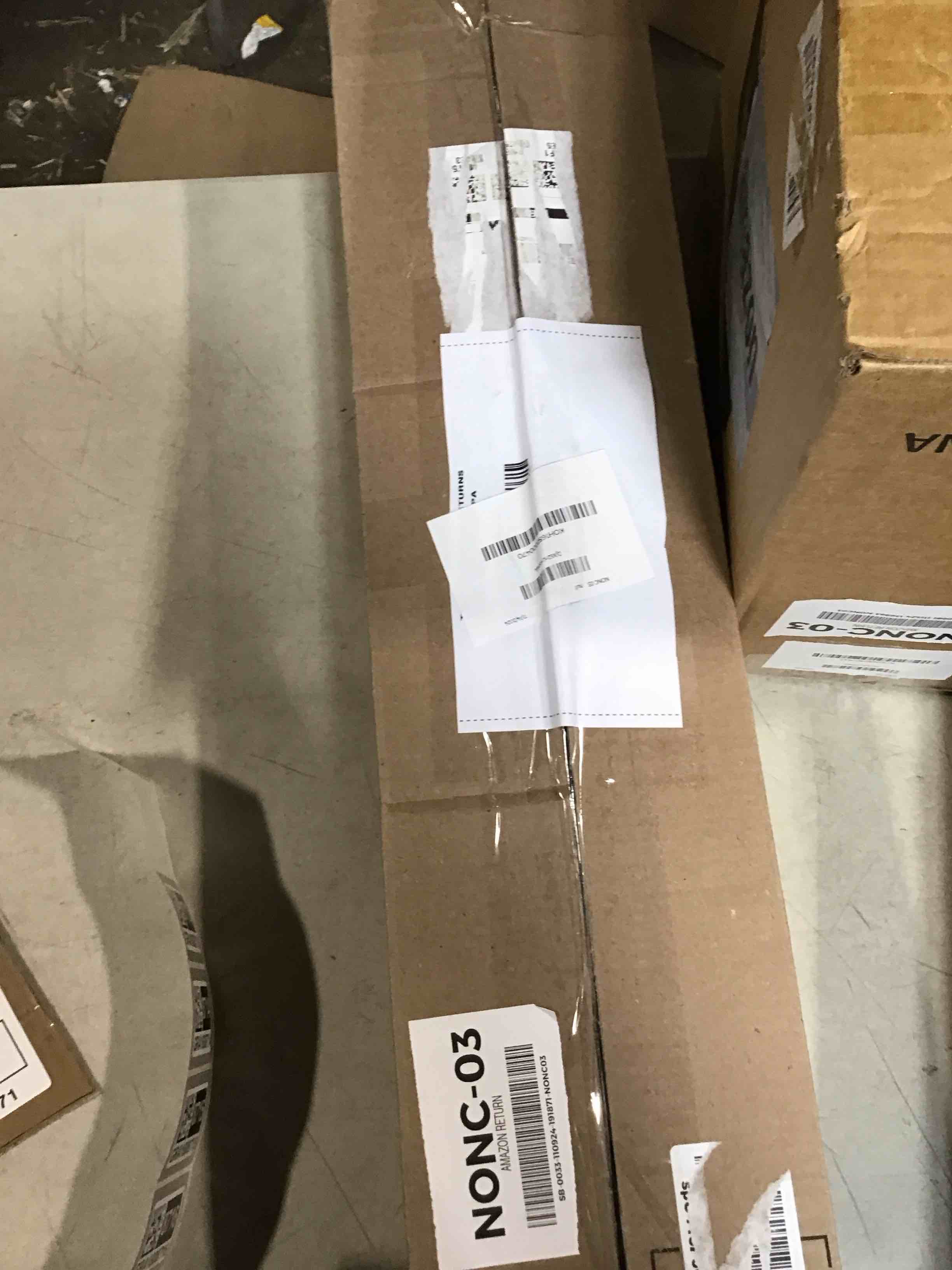 https://s3.amazonaws.com/lotting-images-prod/bidfta/GRA1608713_1733505965606.jpeg