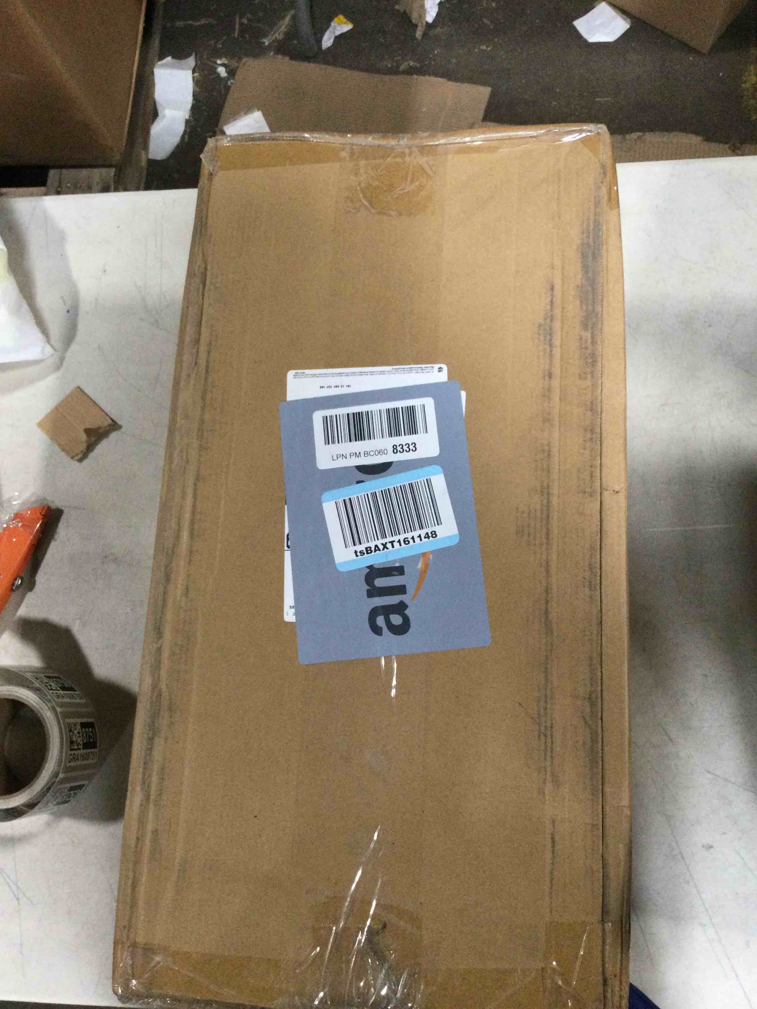 https://s3.amazonaws.com/lotting-images-prod/bidfta/GRA1608743_1733510473494.jpeg