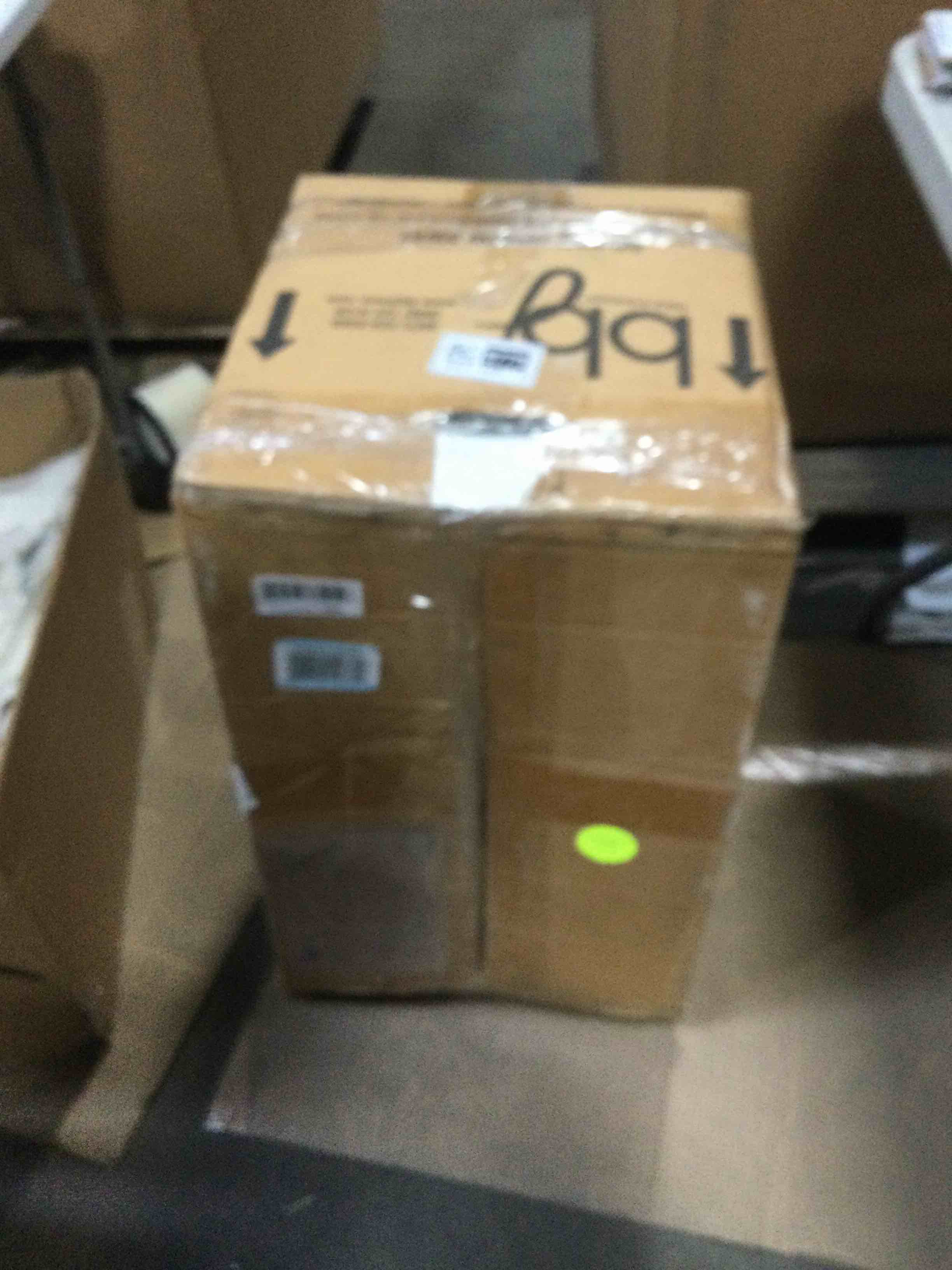 https://s3.amazonaws.com/lotting-images-prod/bidfta/GRA1608777_1733513483796.jpeg