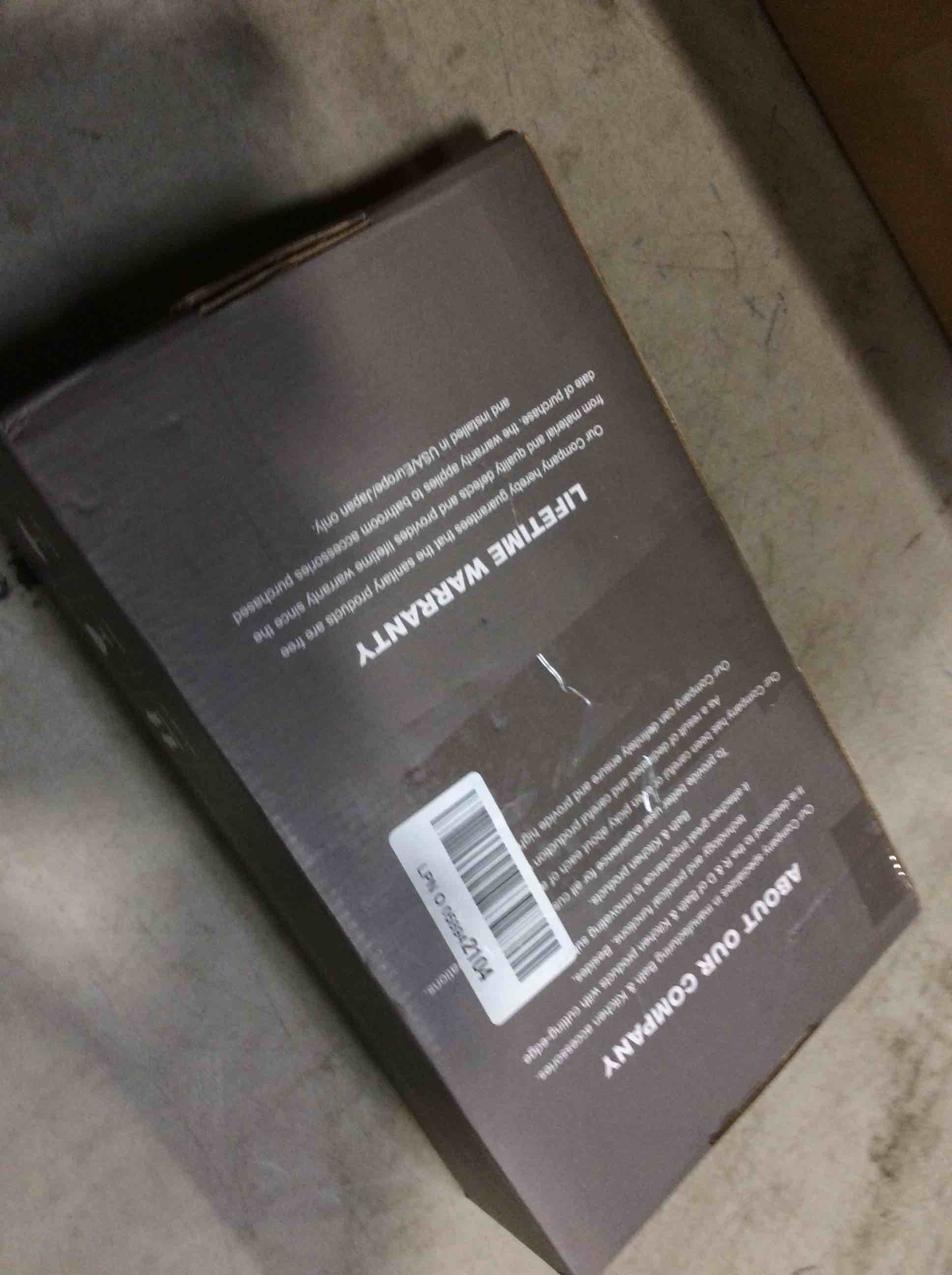 https://s3.amazonaws.com/lotting-images-prod/bidfta/GRA1609436_1732031866575.jpeg