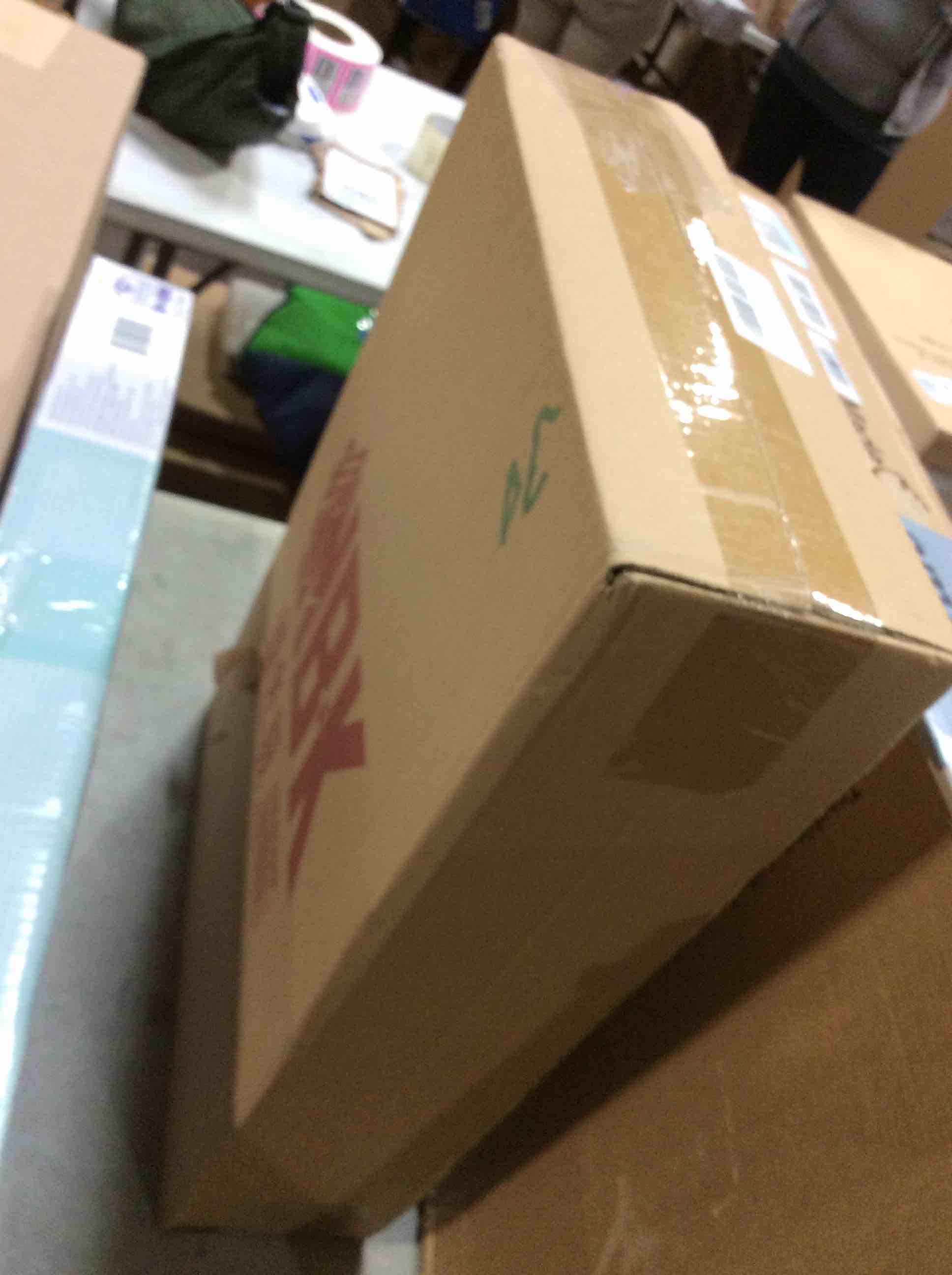 https://s3.amazonaws.com/lotting-images-prod/bidfta/GRA1609494_1732038987392.jpeg