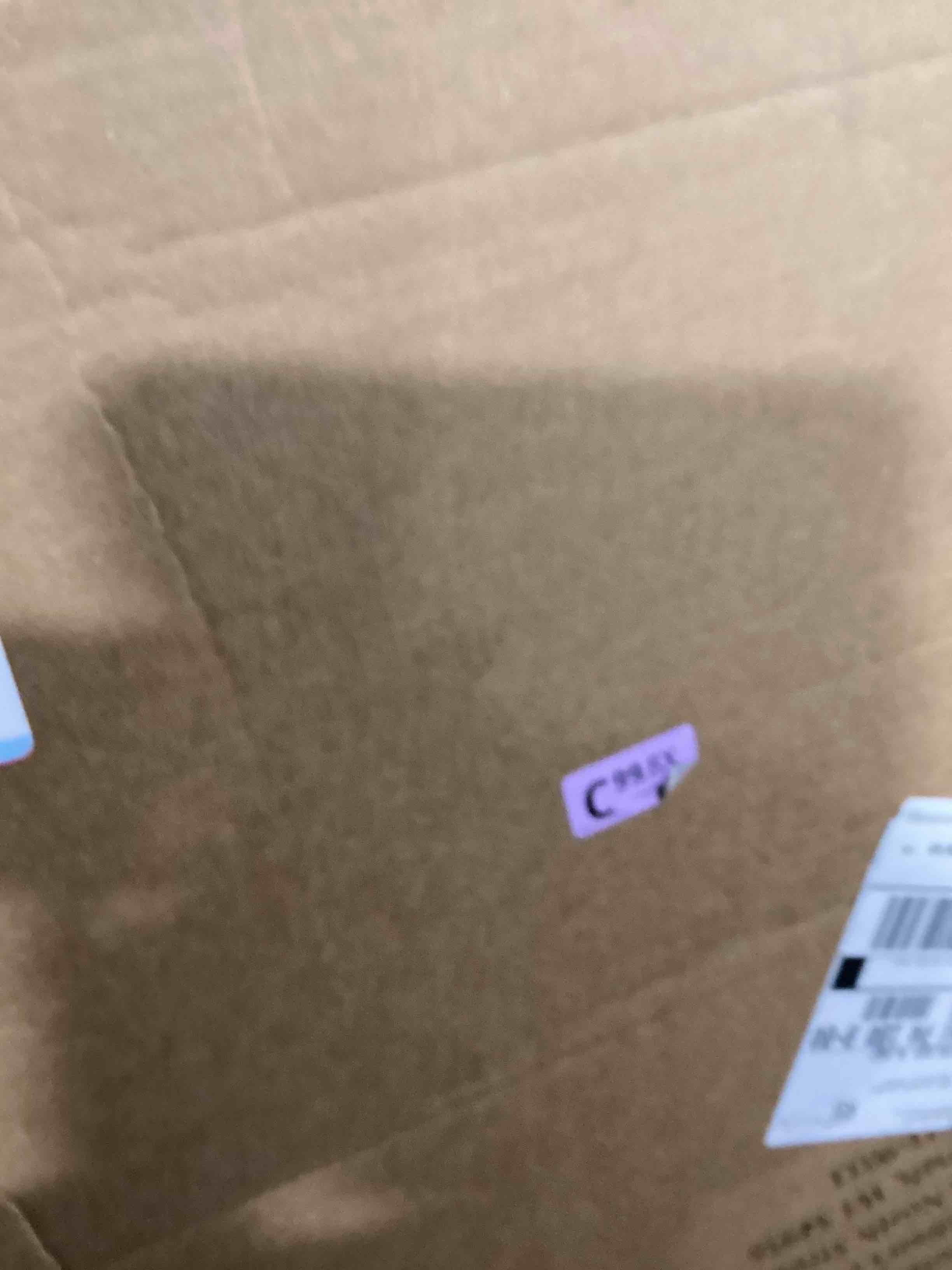 https://s3.amazonaws.com/lotting-images-prod/bidfta/GRA1610499_1732209585353.jpeg