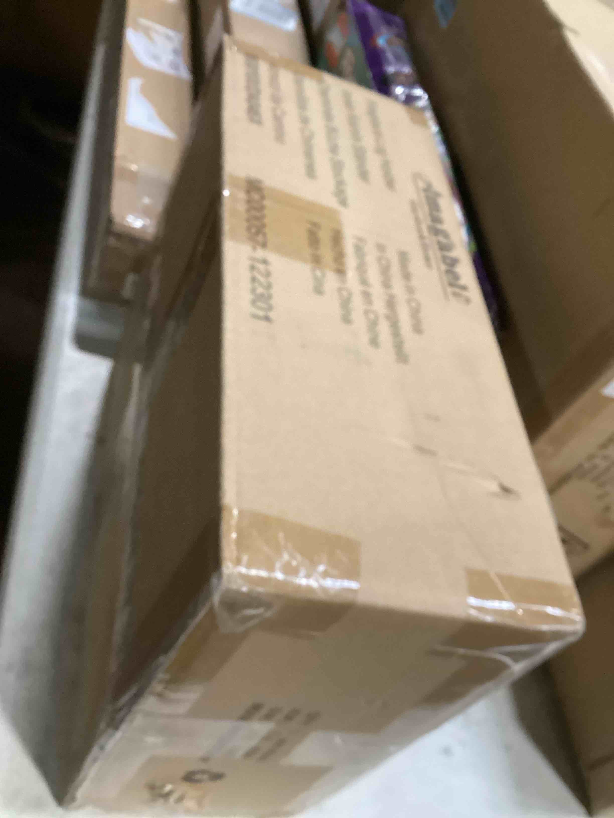 https://s3.amazonaws.com/lotting-images-prod/bidfta/GRA1611337_1732906005473.jpeg