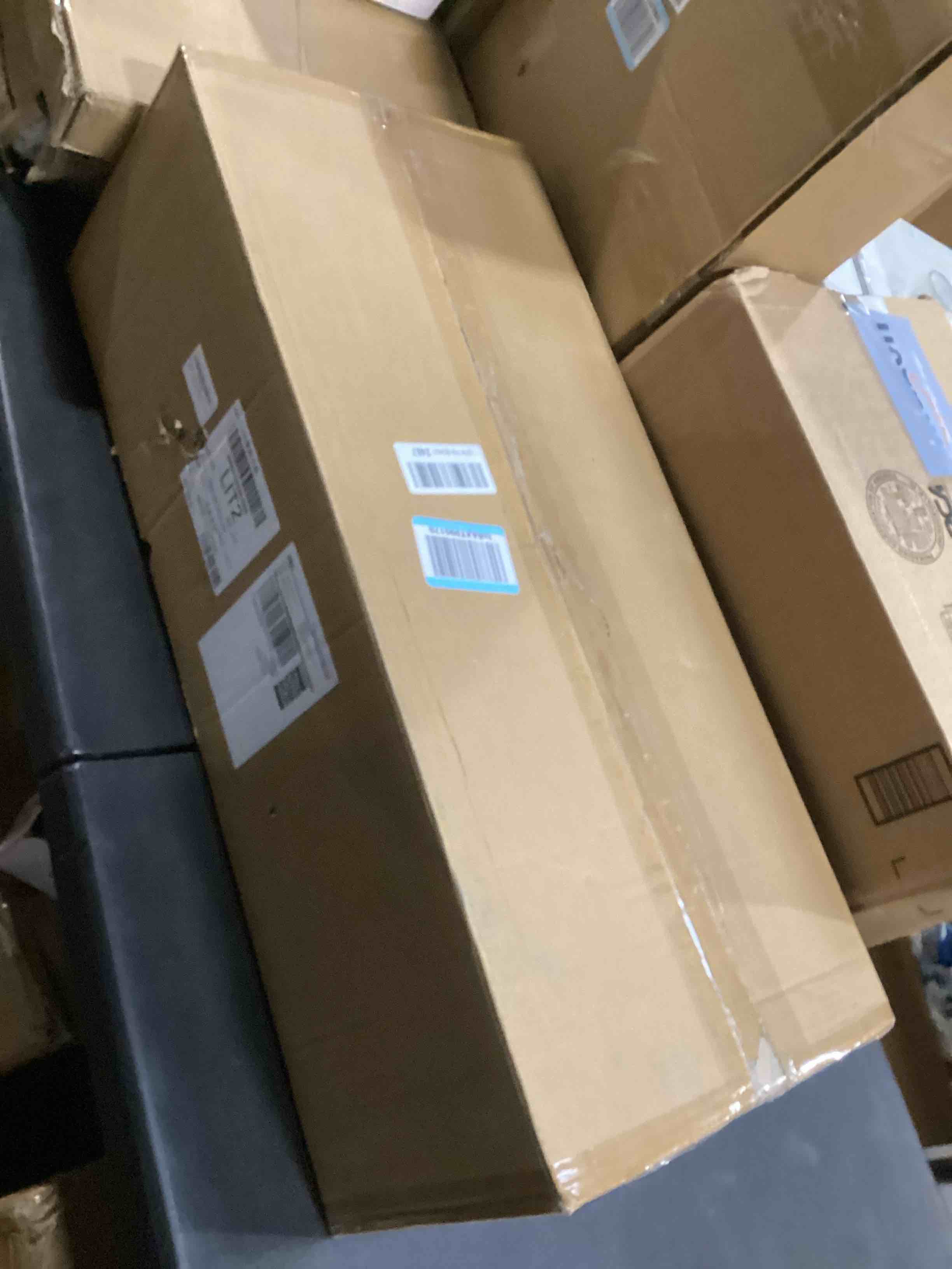 https://s3.amazonaws.com/lotting-images-prod/bidfta/GRA1611520_1732914713270.jpeg