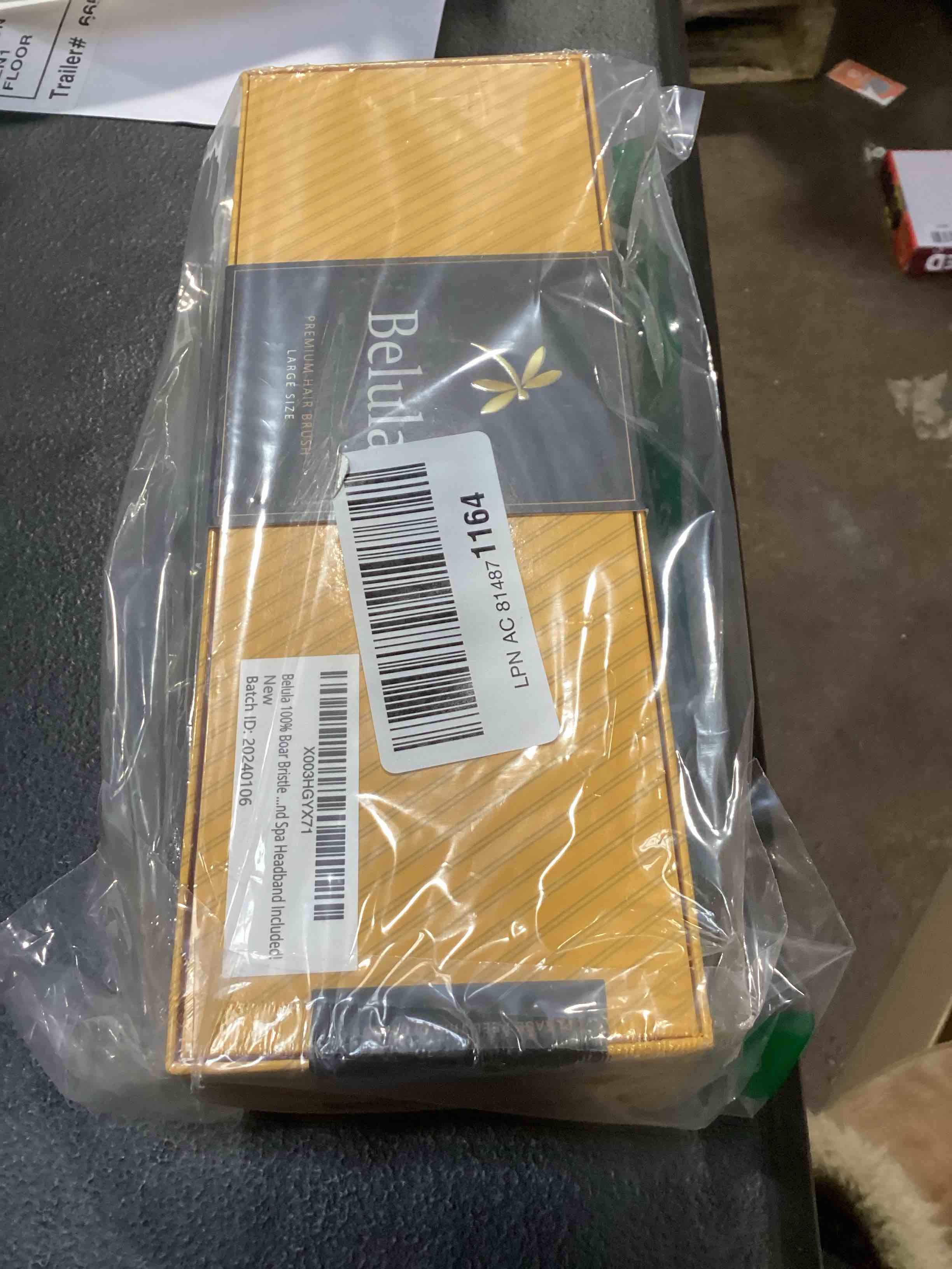 https://s3.amazonaws.com/lotting-images-prod/bidfta/GRA1611643_1733172635801.jpeg
