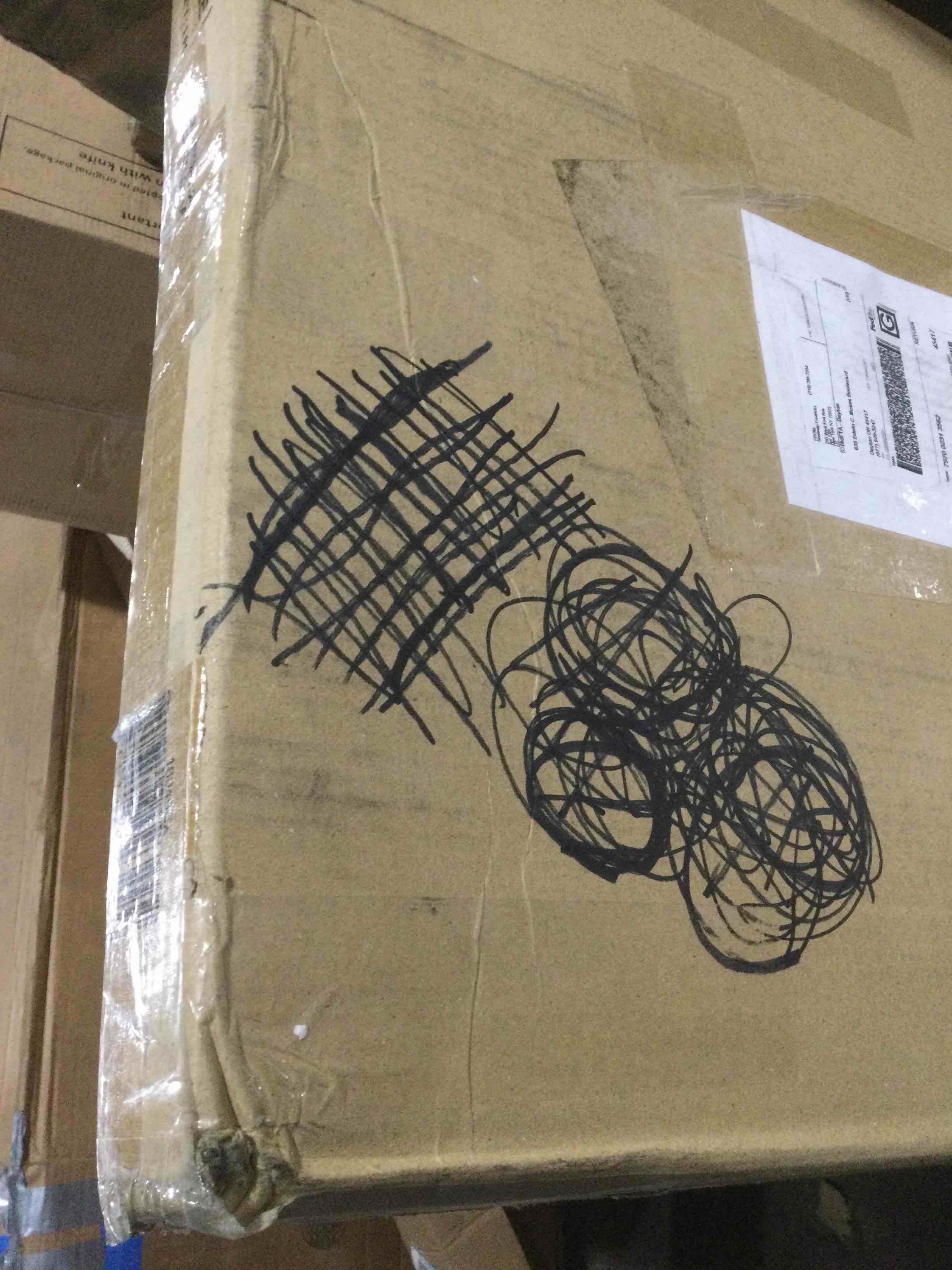 https://s3.amazonaws.com/lotting-images-prod/bidfta/GRA1615443_1733497840334.jpeg