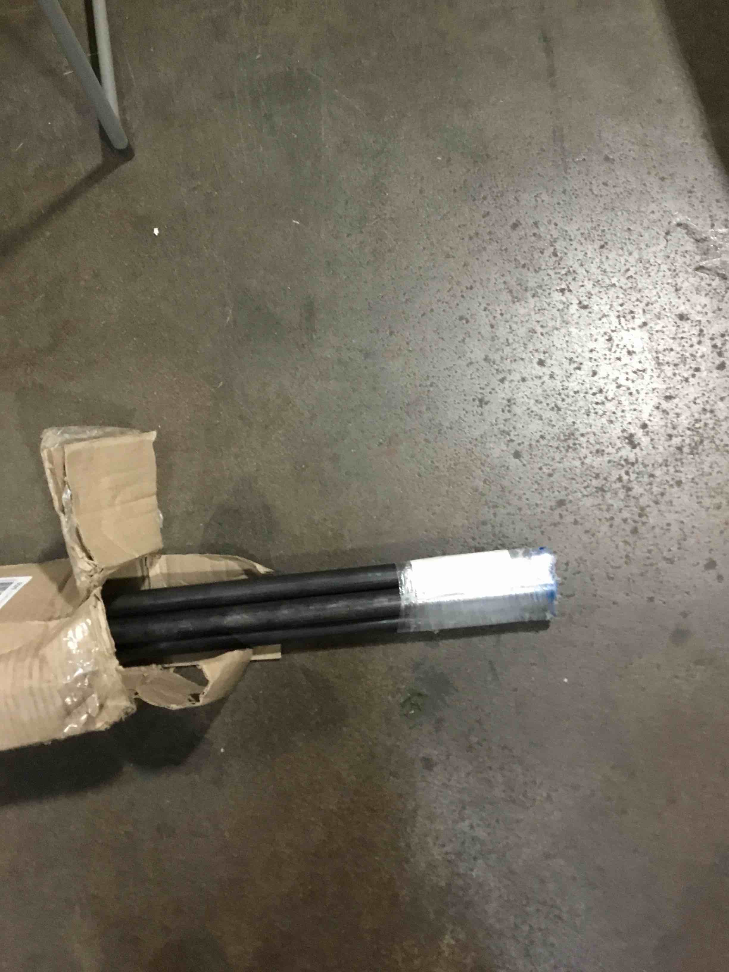 https://s3.amazonaws.com/lotting-images-prod/bidfta/GRA1617124_1734708984034.jpeg