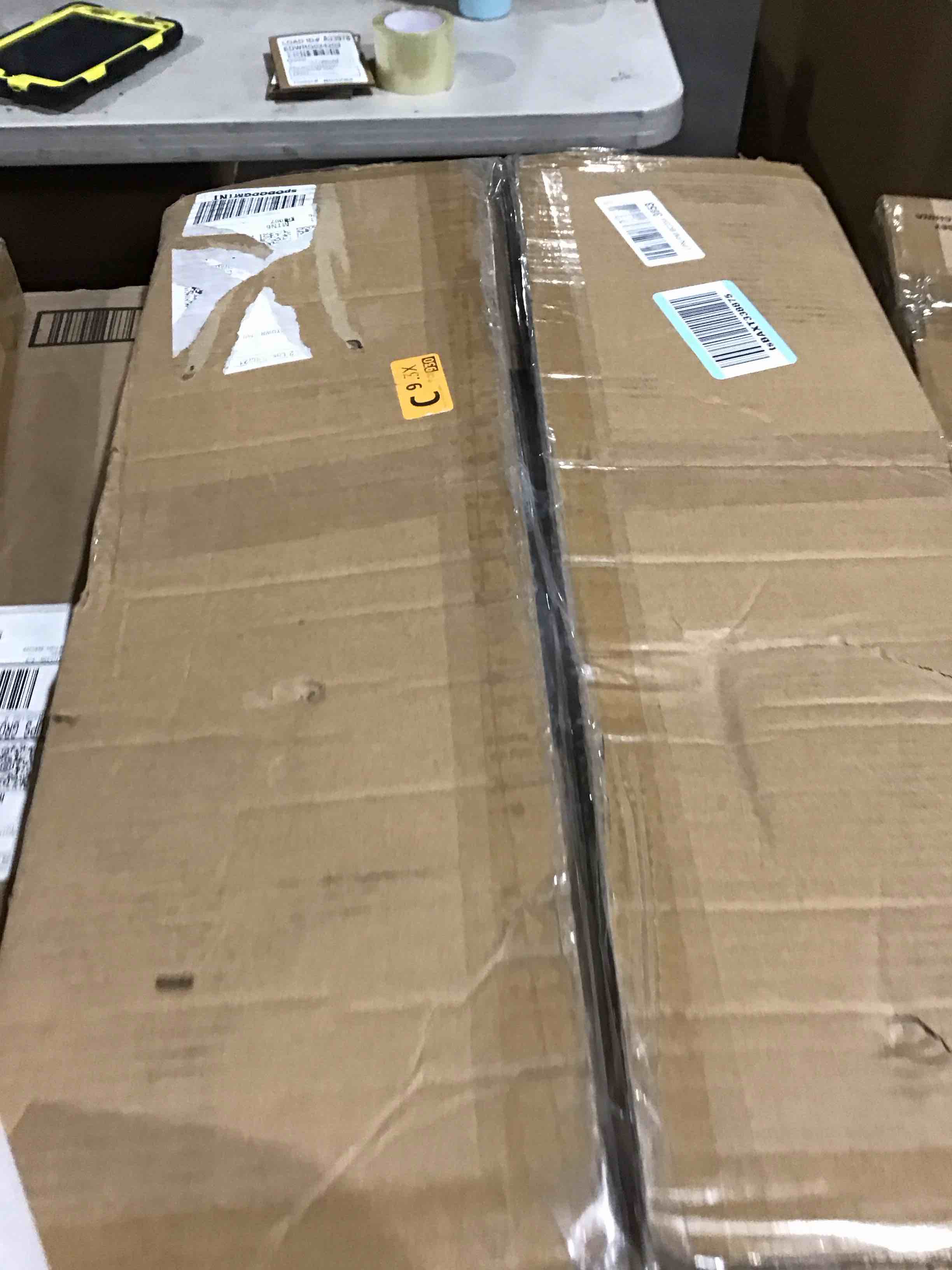 https://s3.amazonaws.com/lotting-images-prod/bidfta/GRA1618114_1732293197956.jpeg